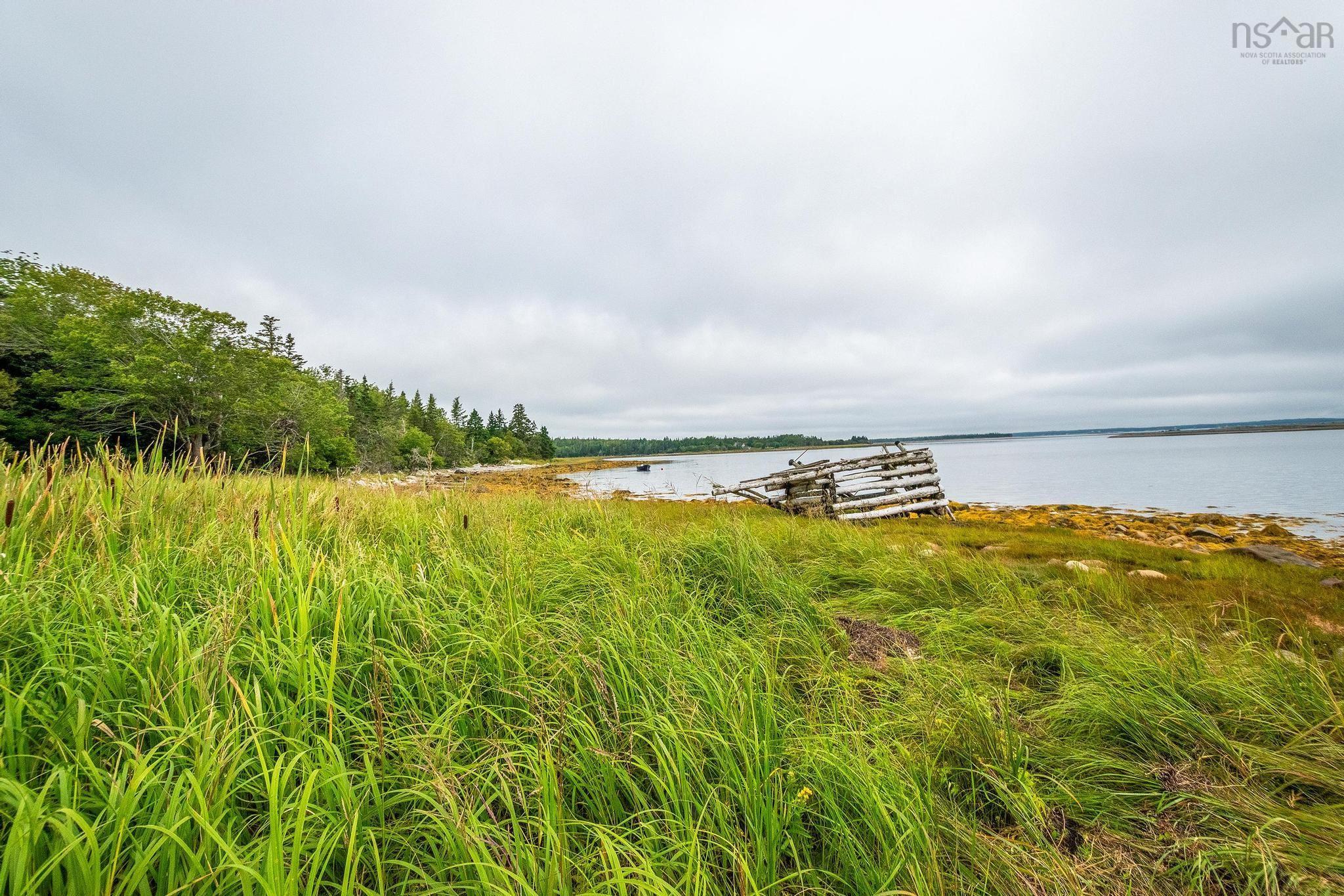 $774,900.00: 3470 Sandy Point Road, Jordan Bay