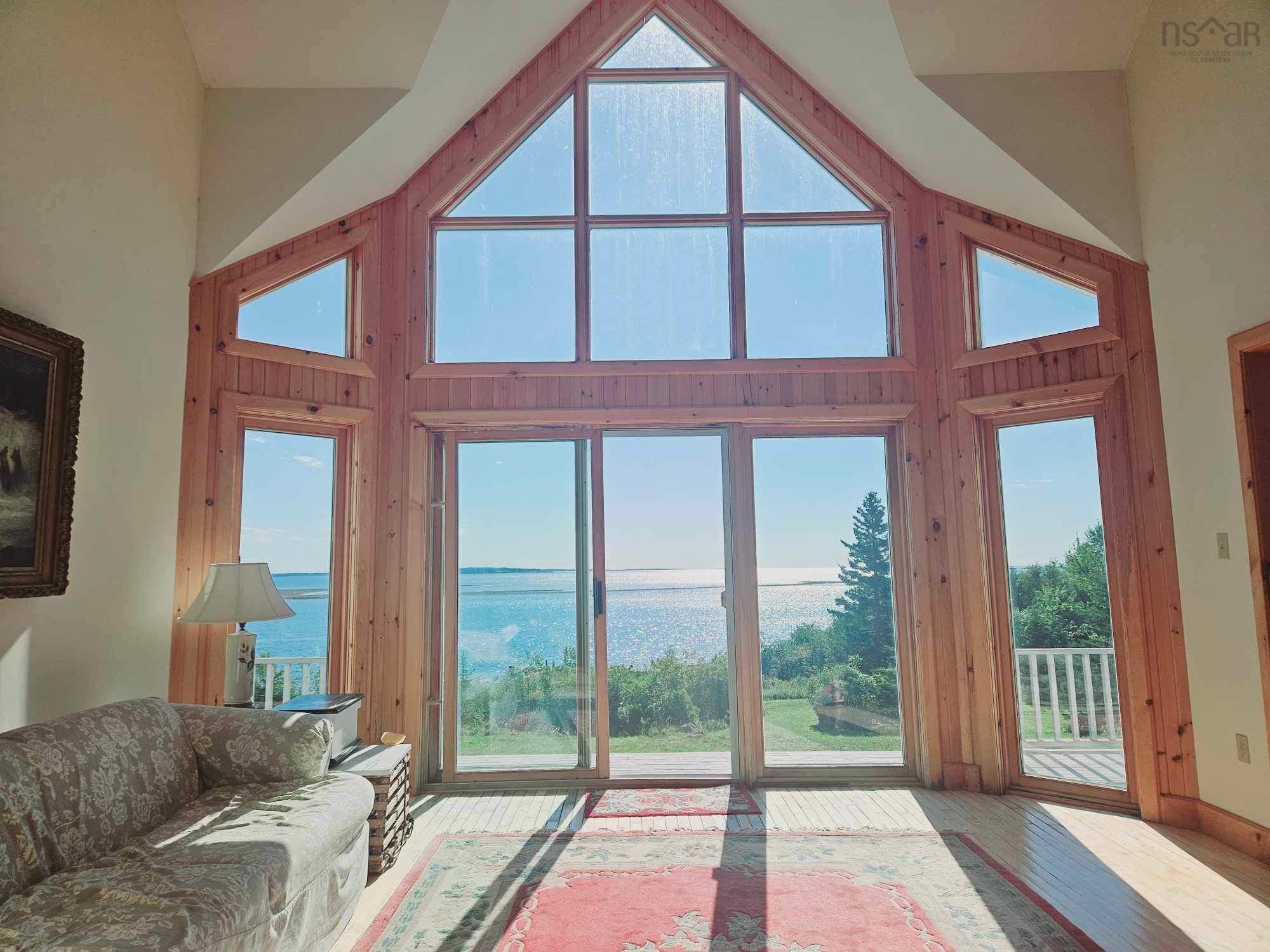 $774,900.00: 3470 Sandy Point Road, Jordan Bay