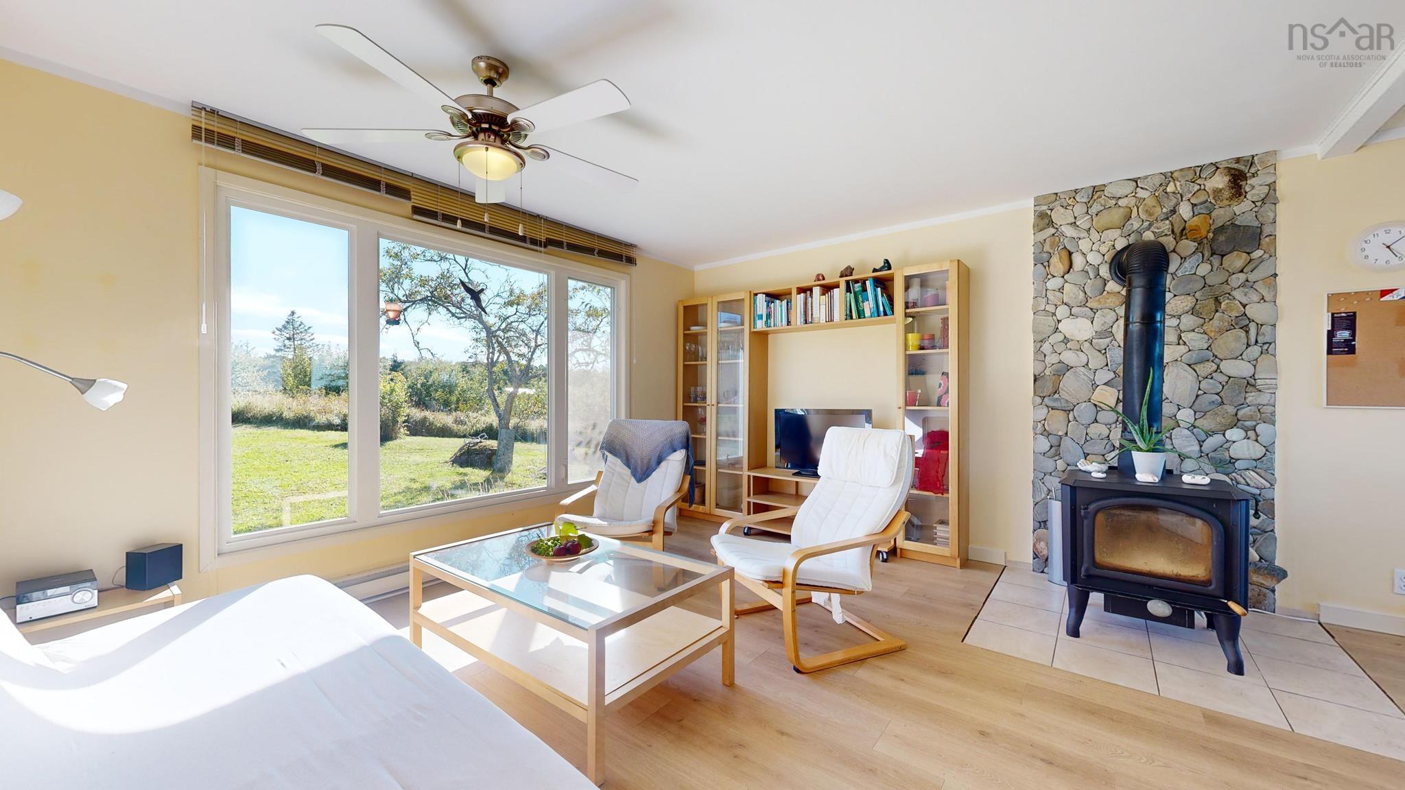 $529,000.00: 93 Sperry Road, West Green Harbour