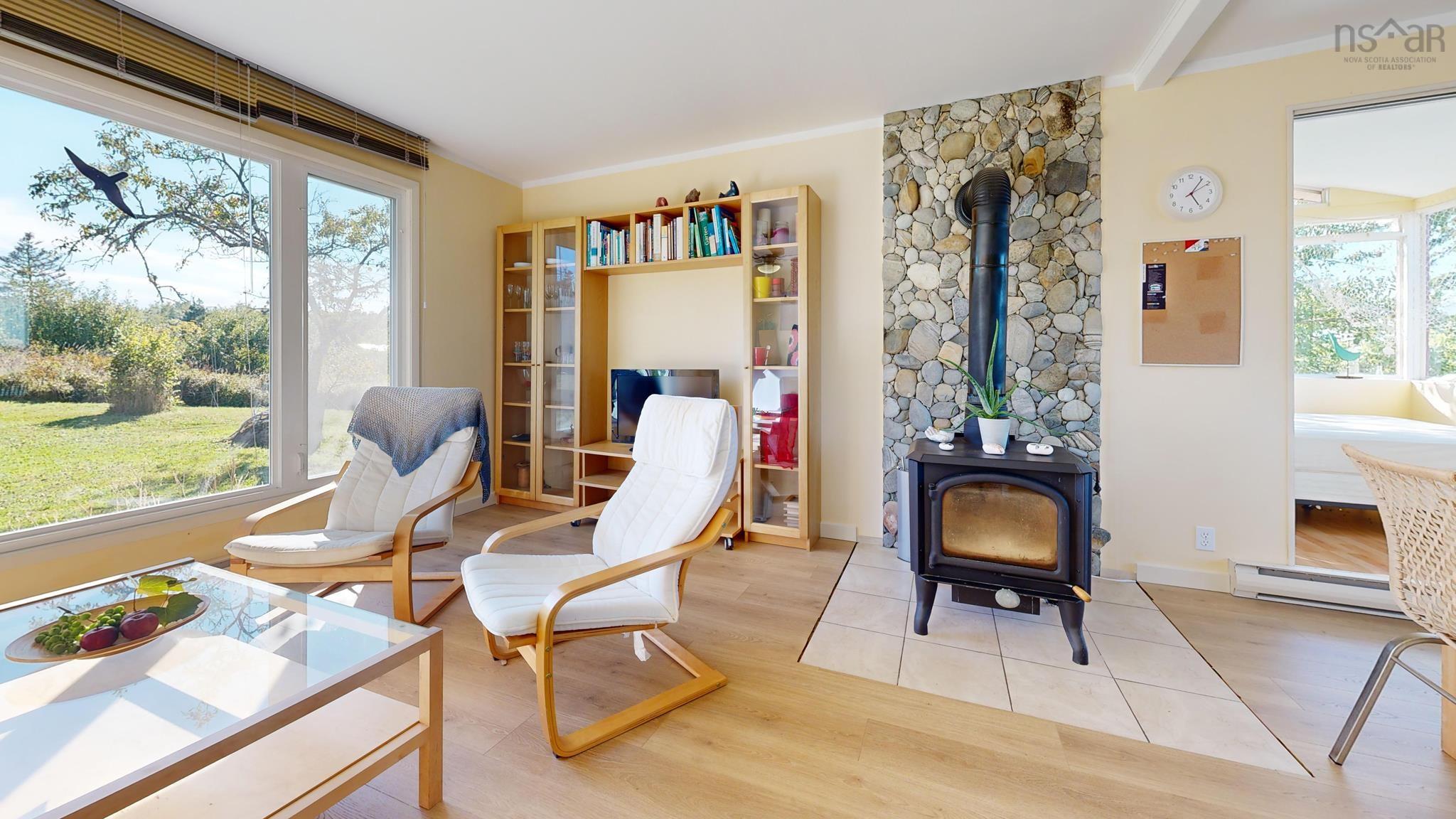 $529,000.00: 93 Sperry Road, West Green Harbour