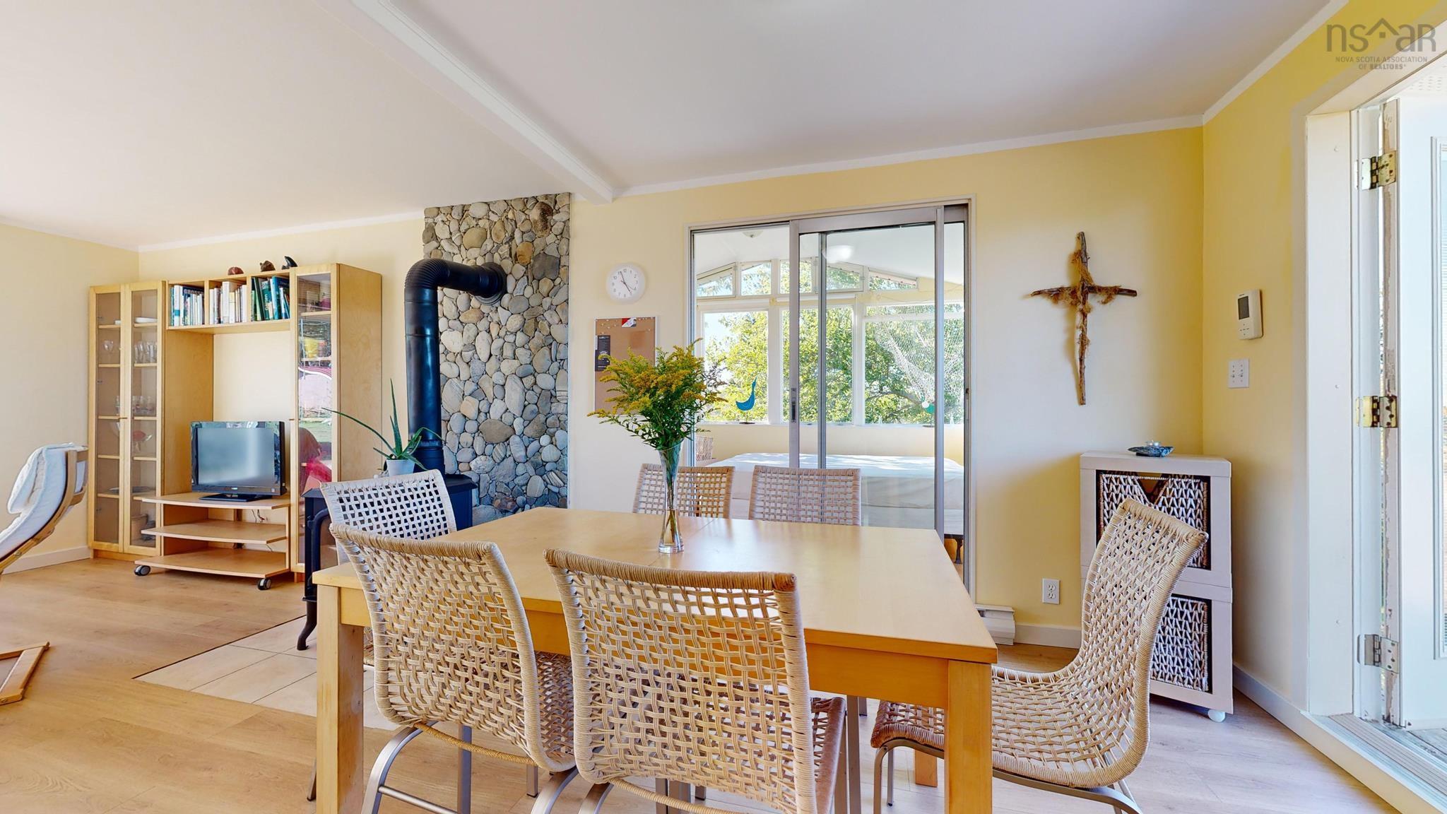 $529,000.00: 93 Sperry Road, West Green Harbour