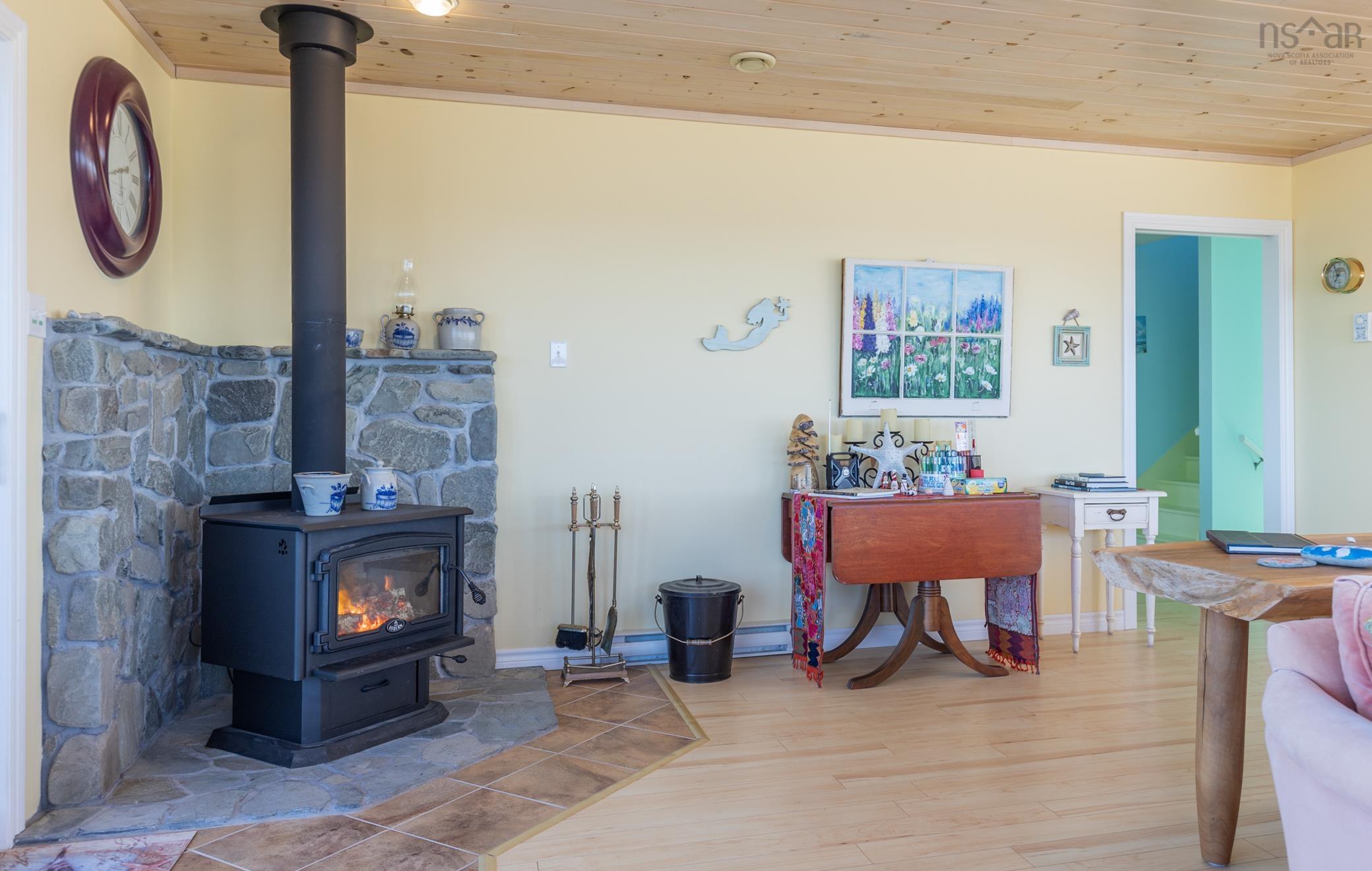 2359 Main Shore Road 