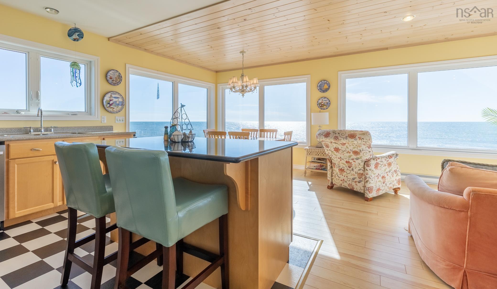 2359 Main Shore Road 