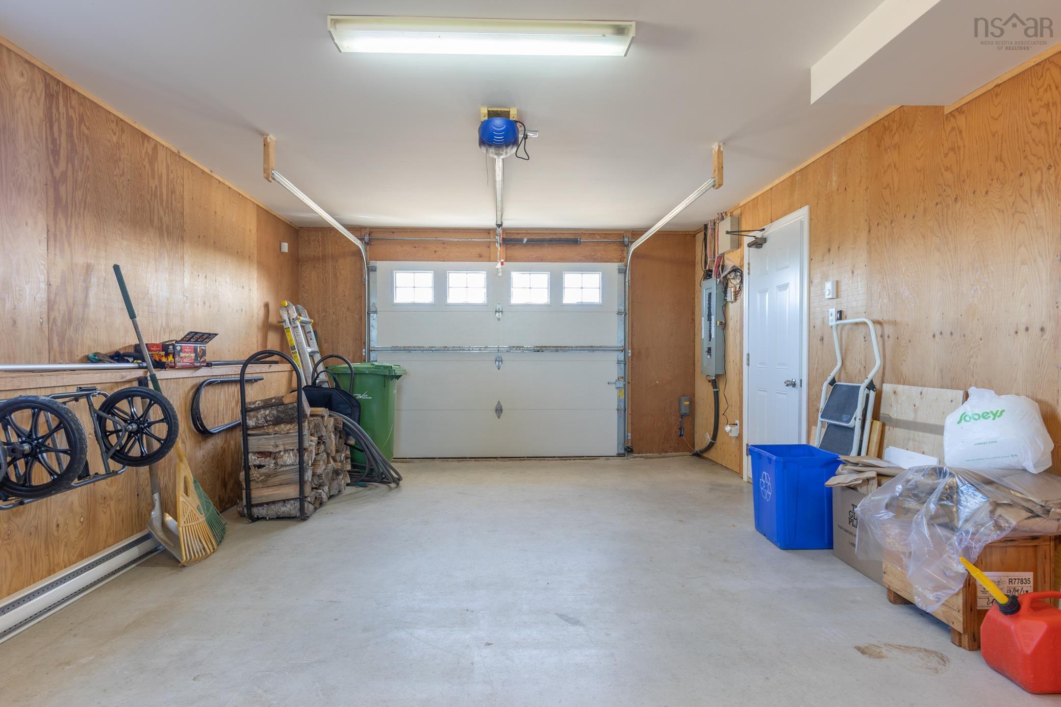 2359 Main Shore Road 