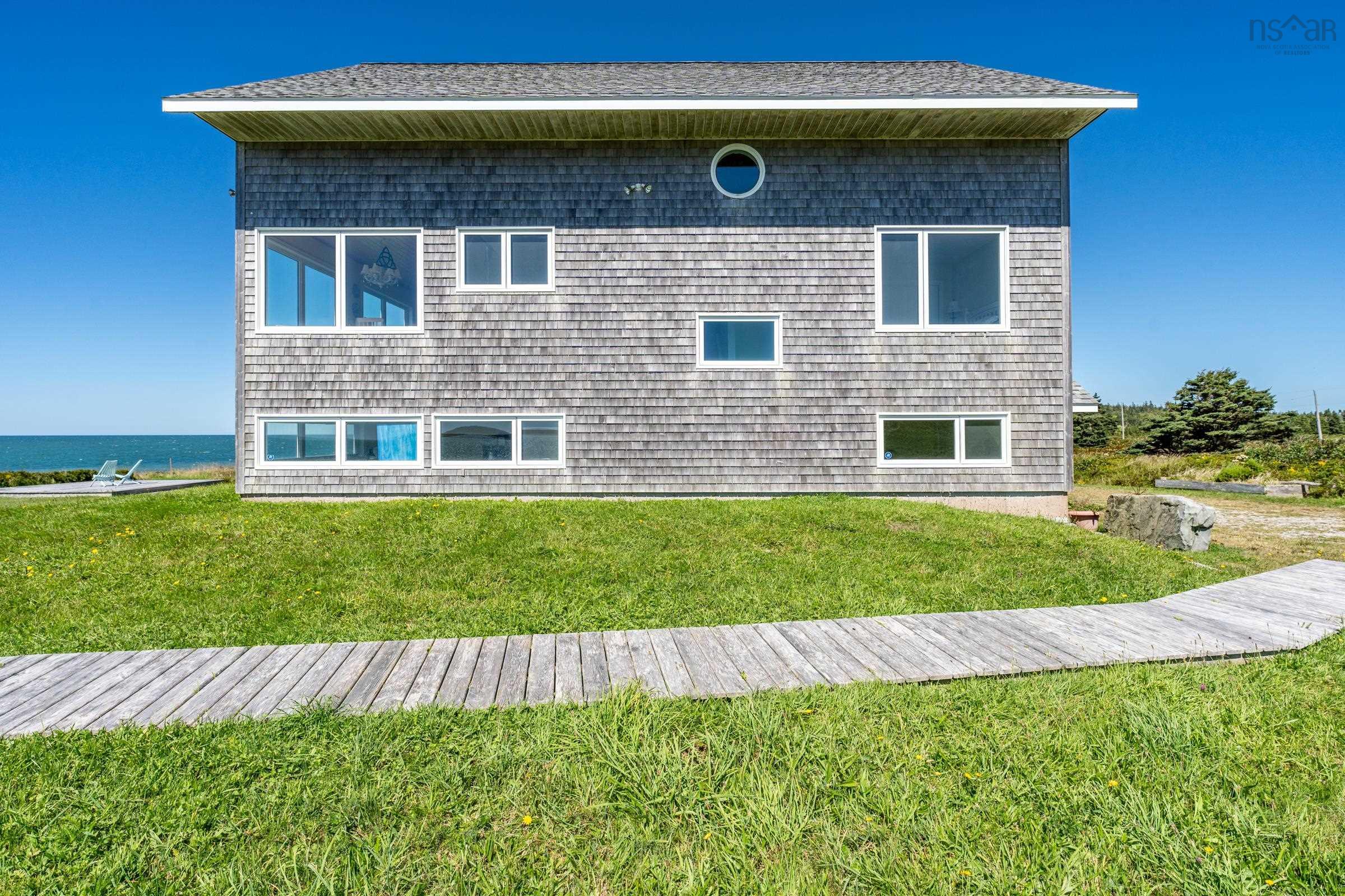 2359 Main Shore Road 