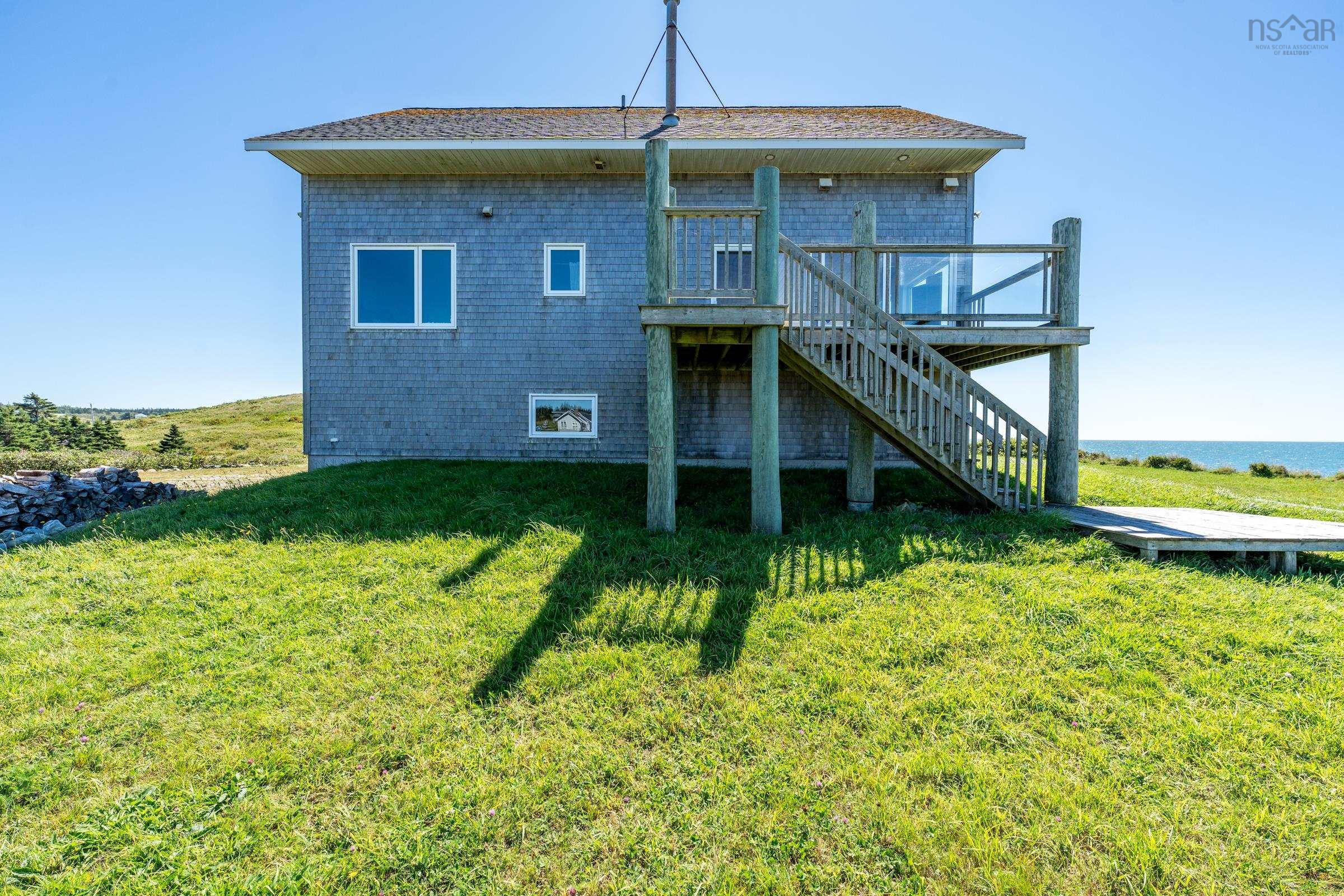 2359 Main Shore Road 
