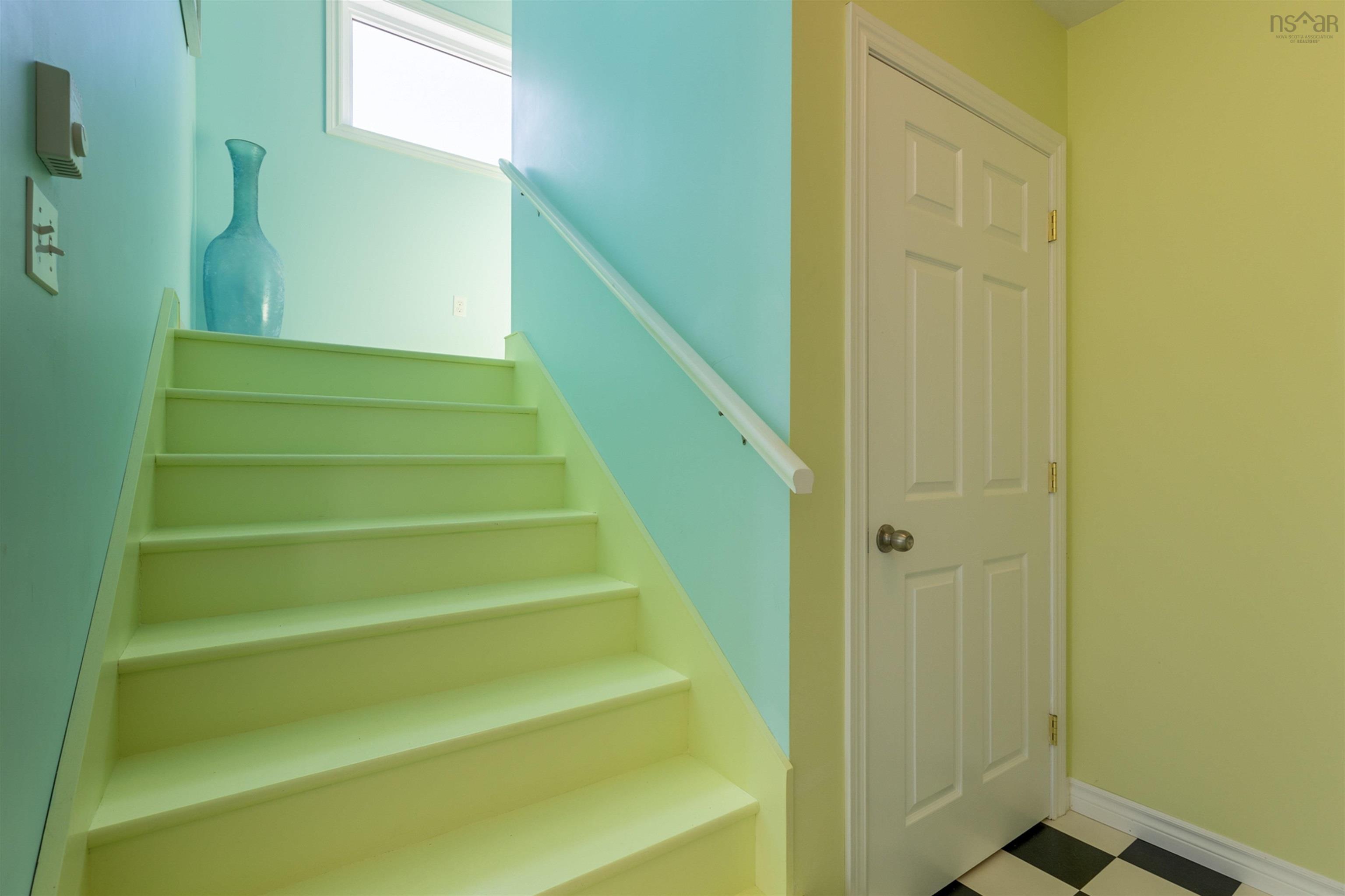 2359 Main Shore Road 