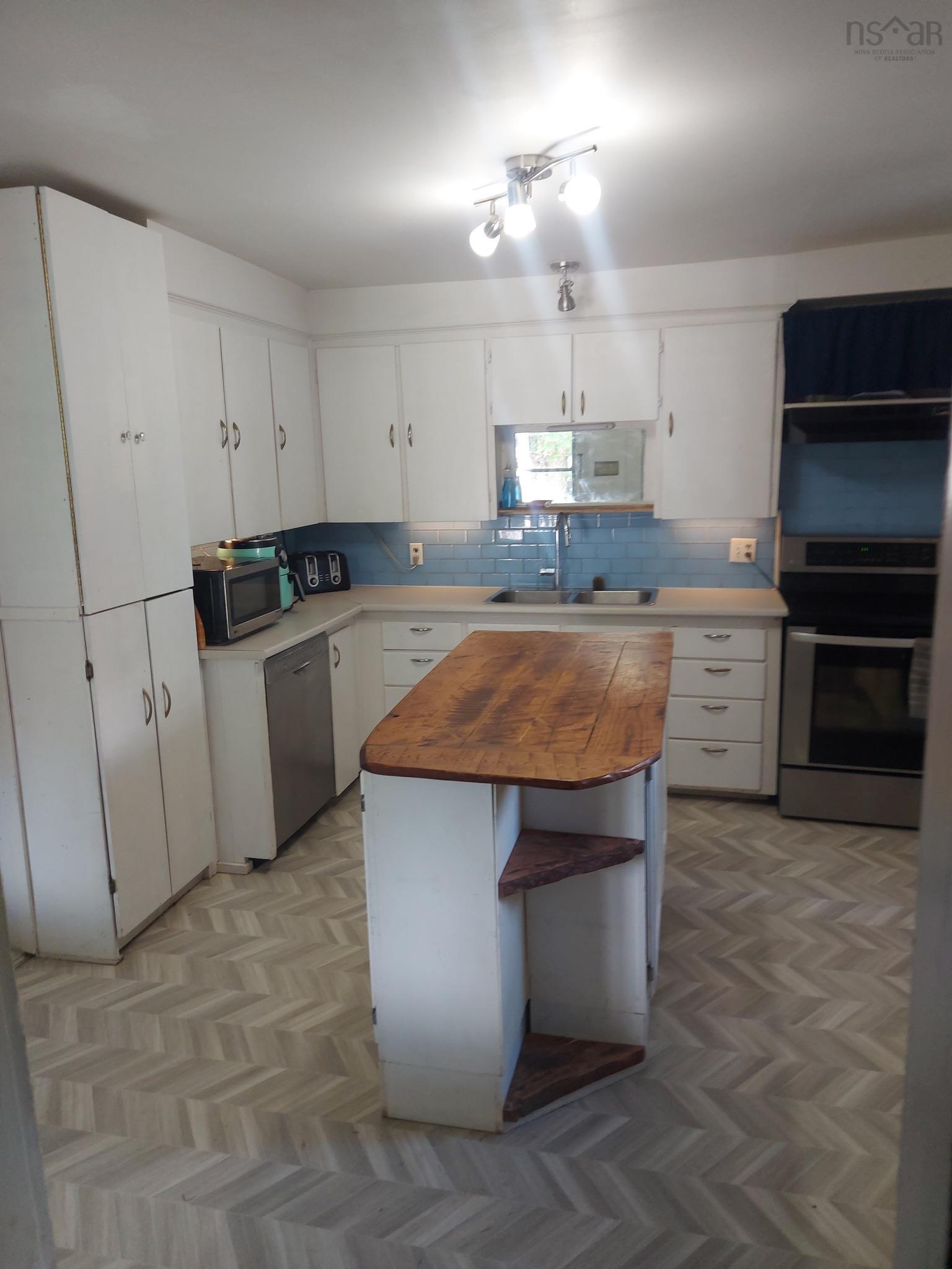 $348,000.00: 87 Copper Lake Road, Goshen