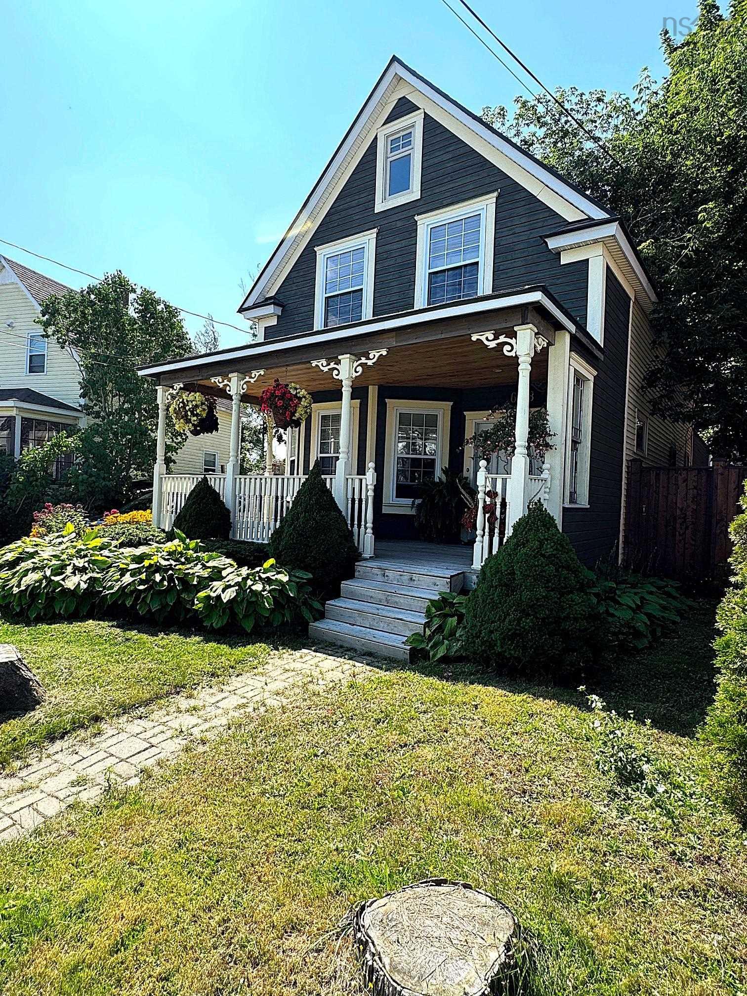 658 George Street 