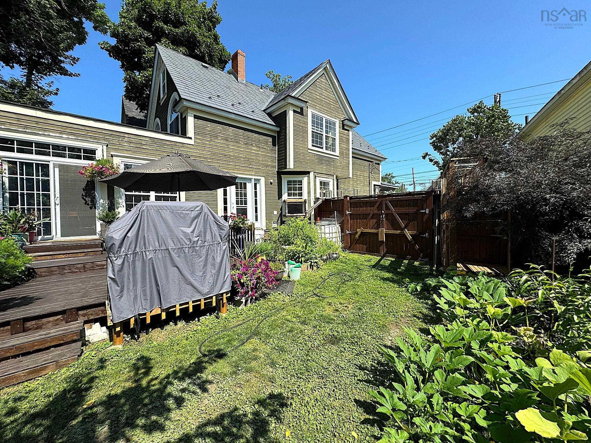 658 George Street 