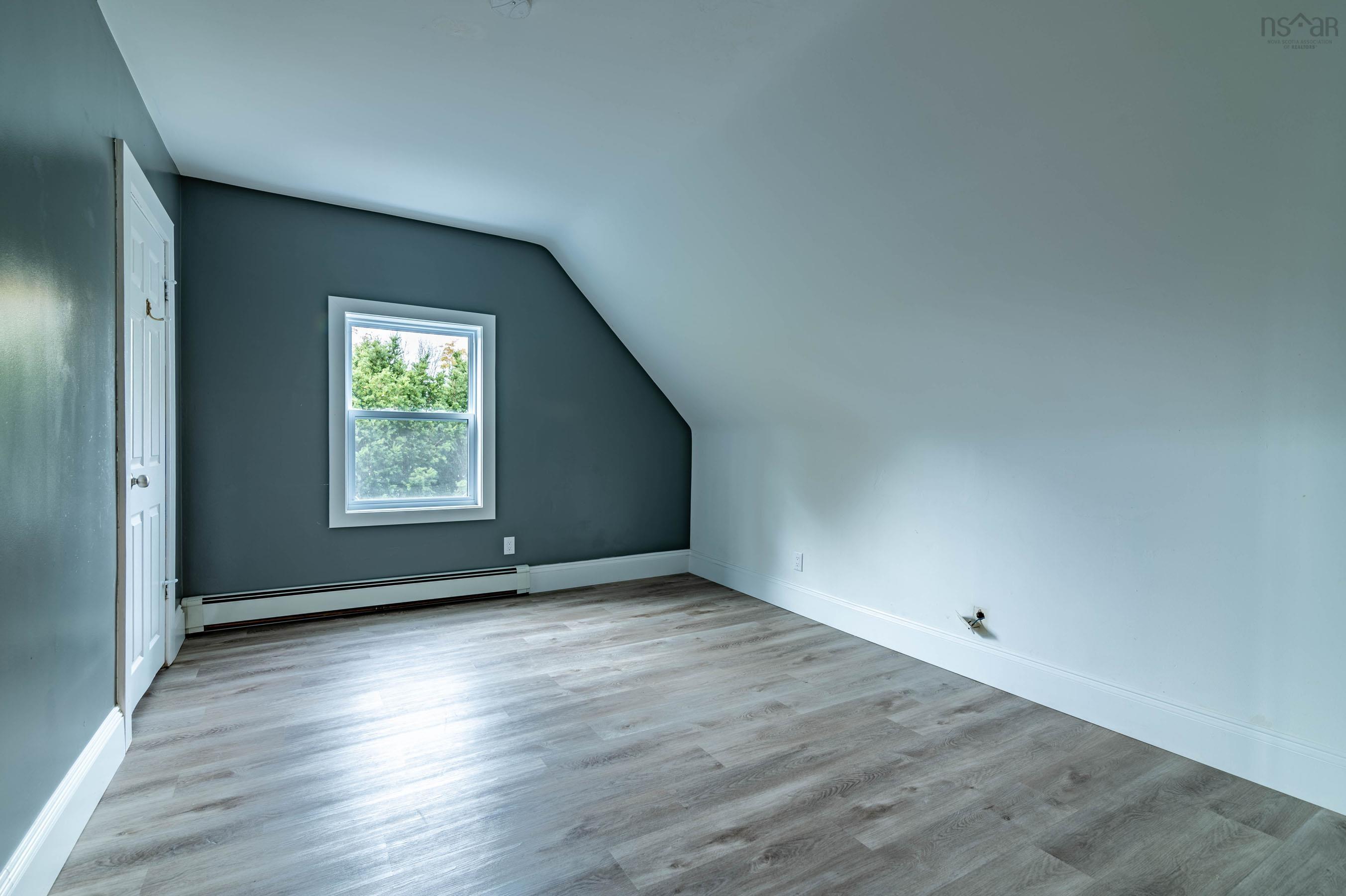 $499,900.00: 199 Main Street, Middleton