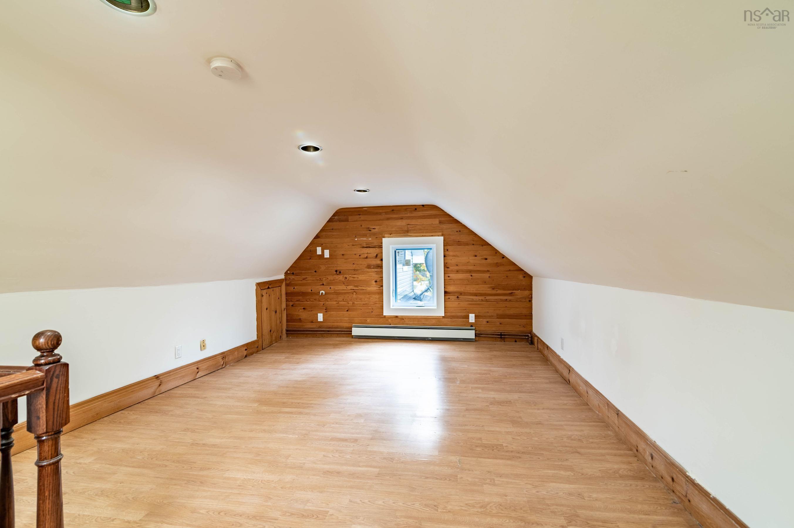 $499,900.00: 199 Main Street, Middleton