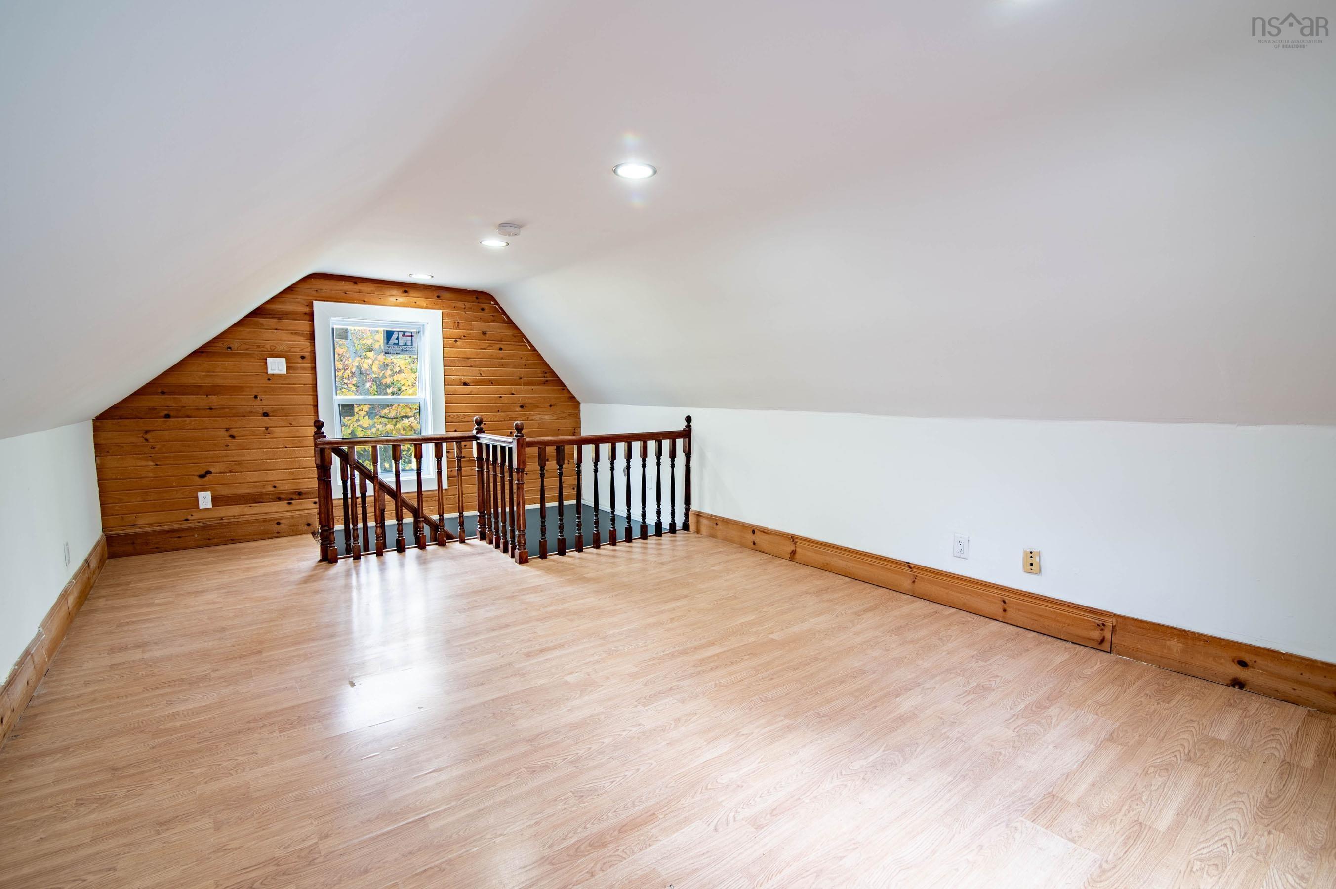 $499,900.00: 199 Main Street, Middleton