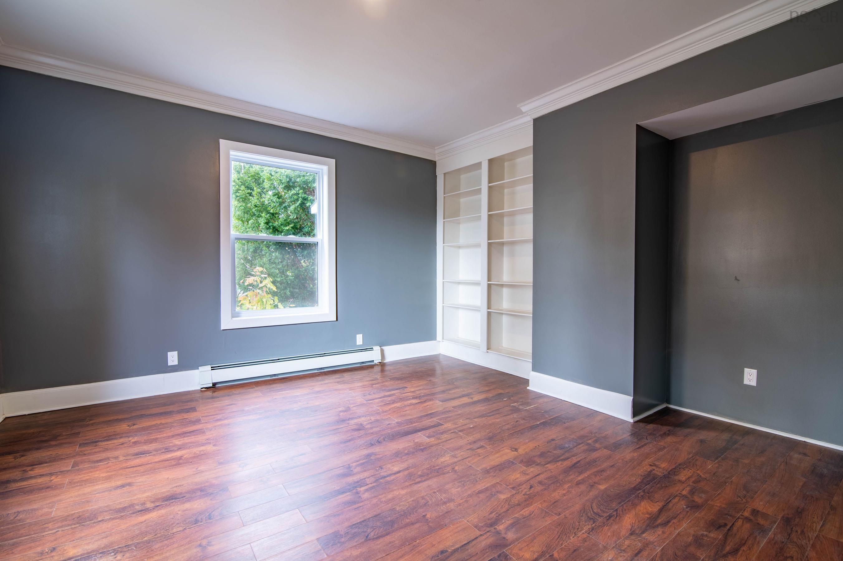 $499,900.00: 199 Main Street, Middleton