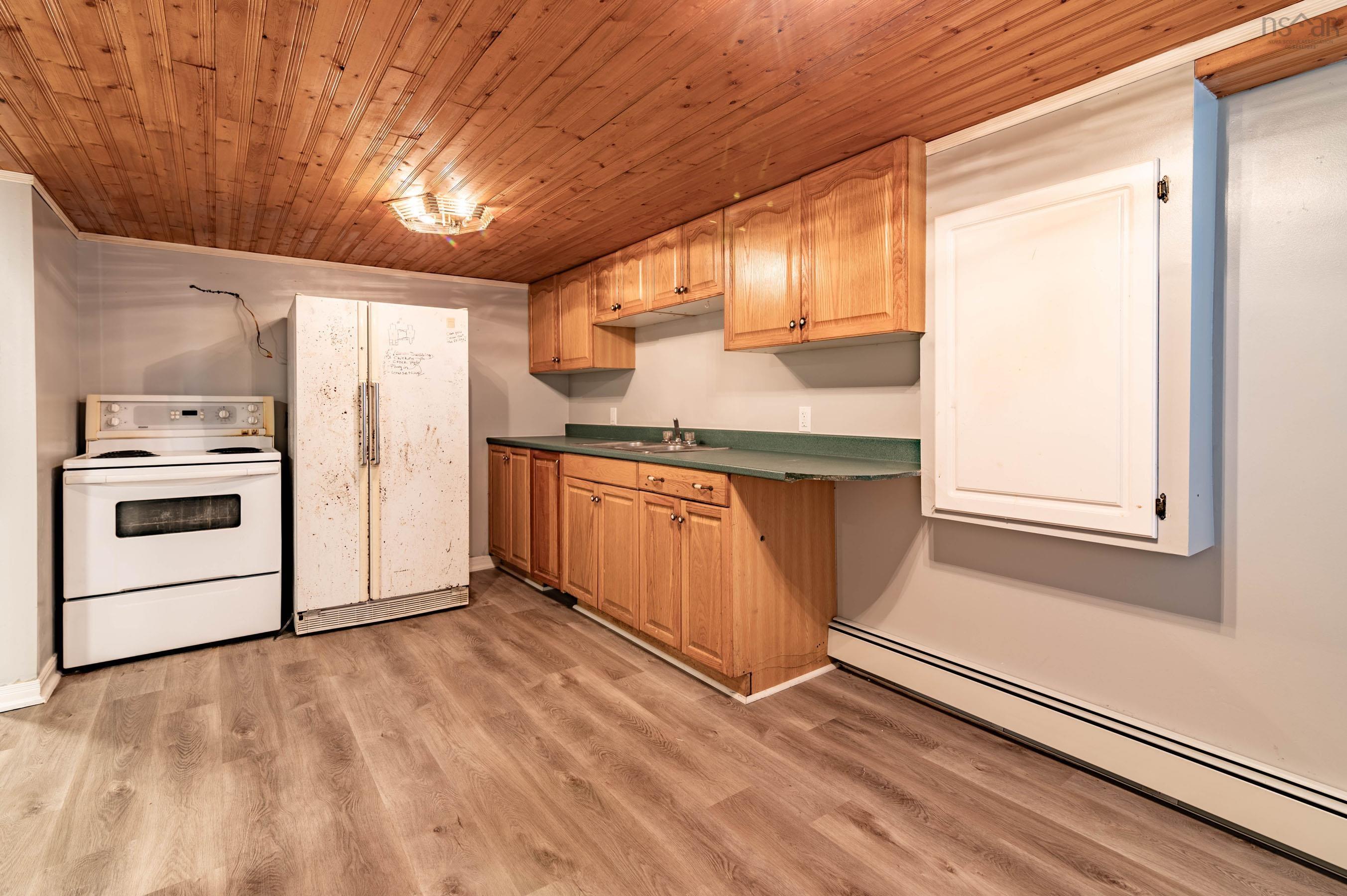 $499,900.00: 199 Main Street, Middleton