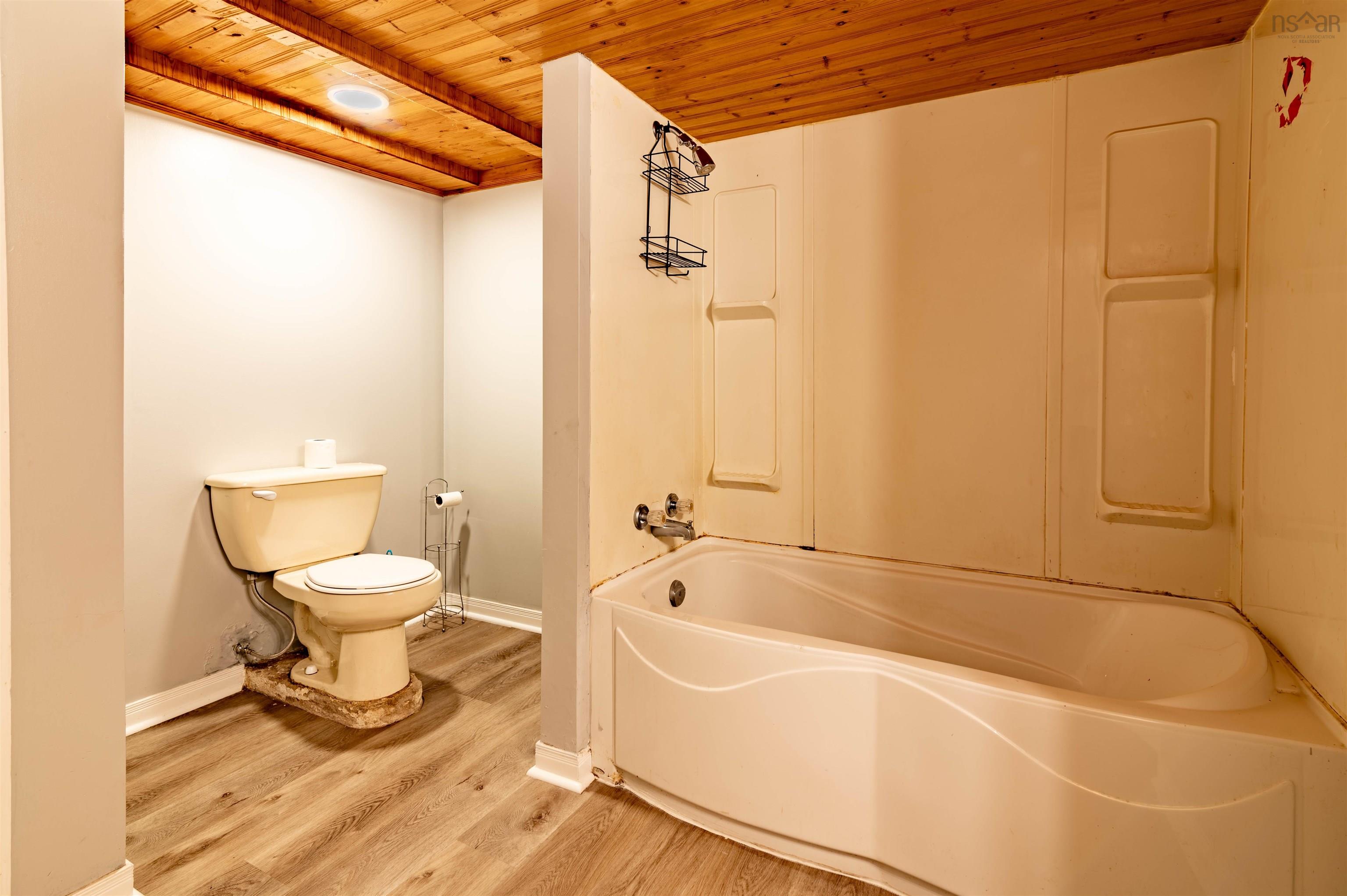 $499,900.00: 199 Main Street, Middleton