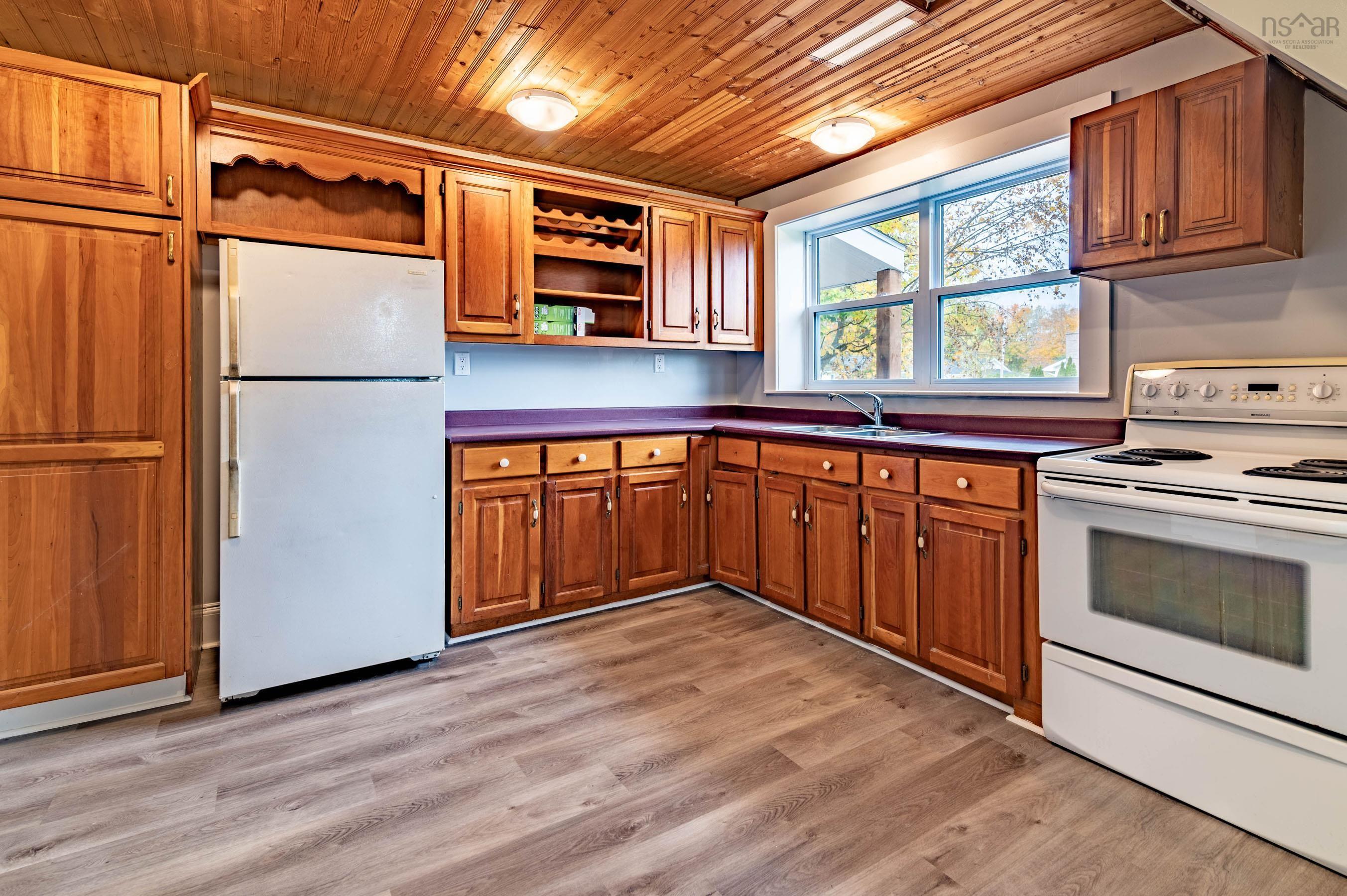 $499,900.00: 199 Main Street, Middleton