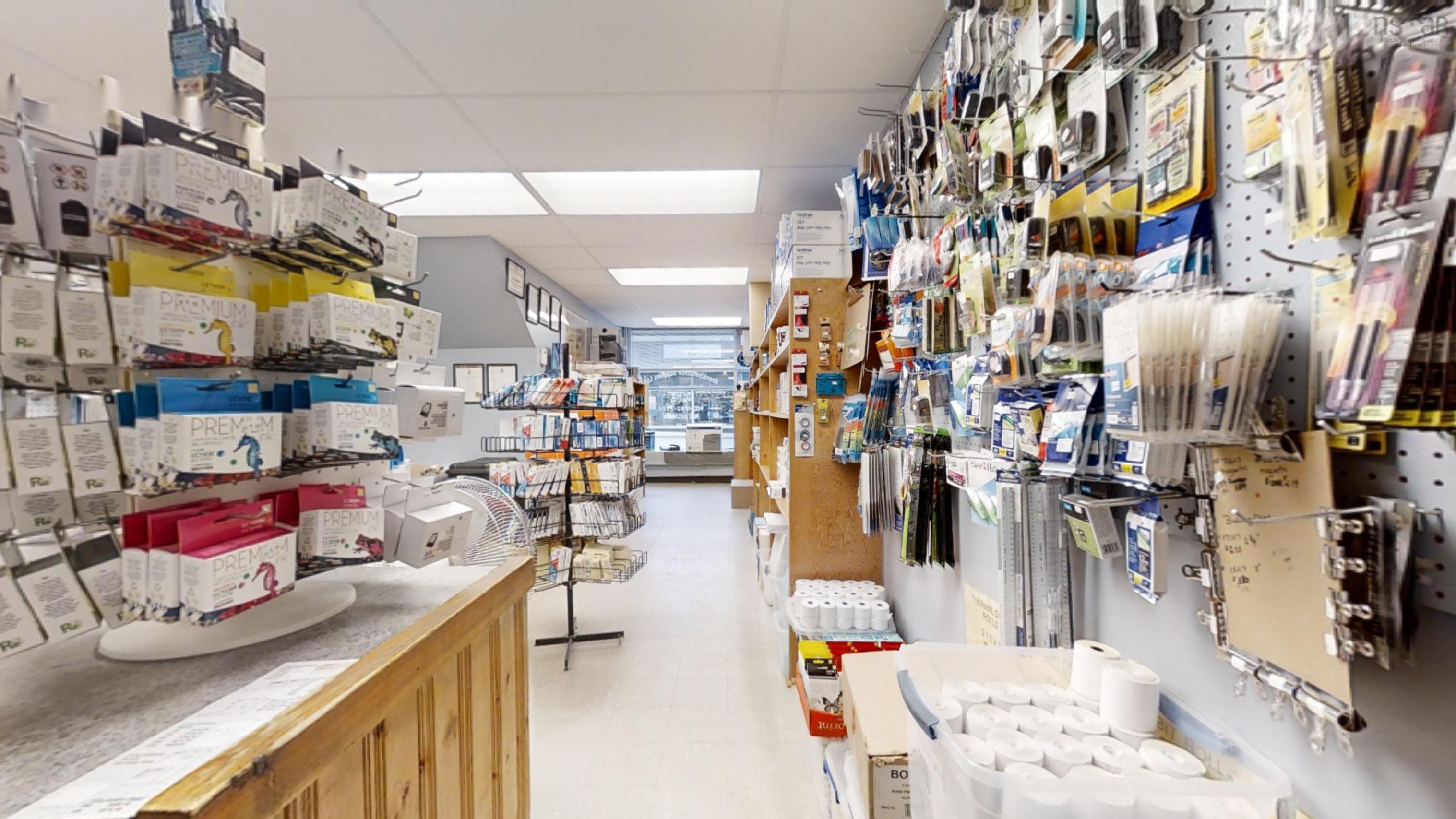 $109,900.00: 87 Gerrish, Windsor