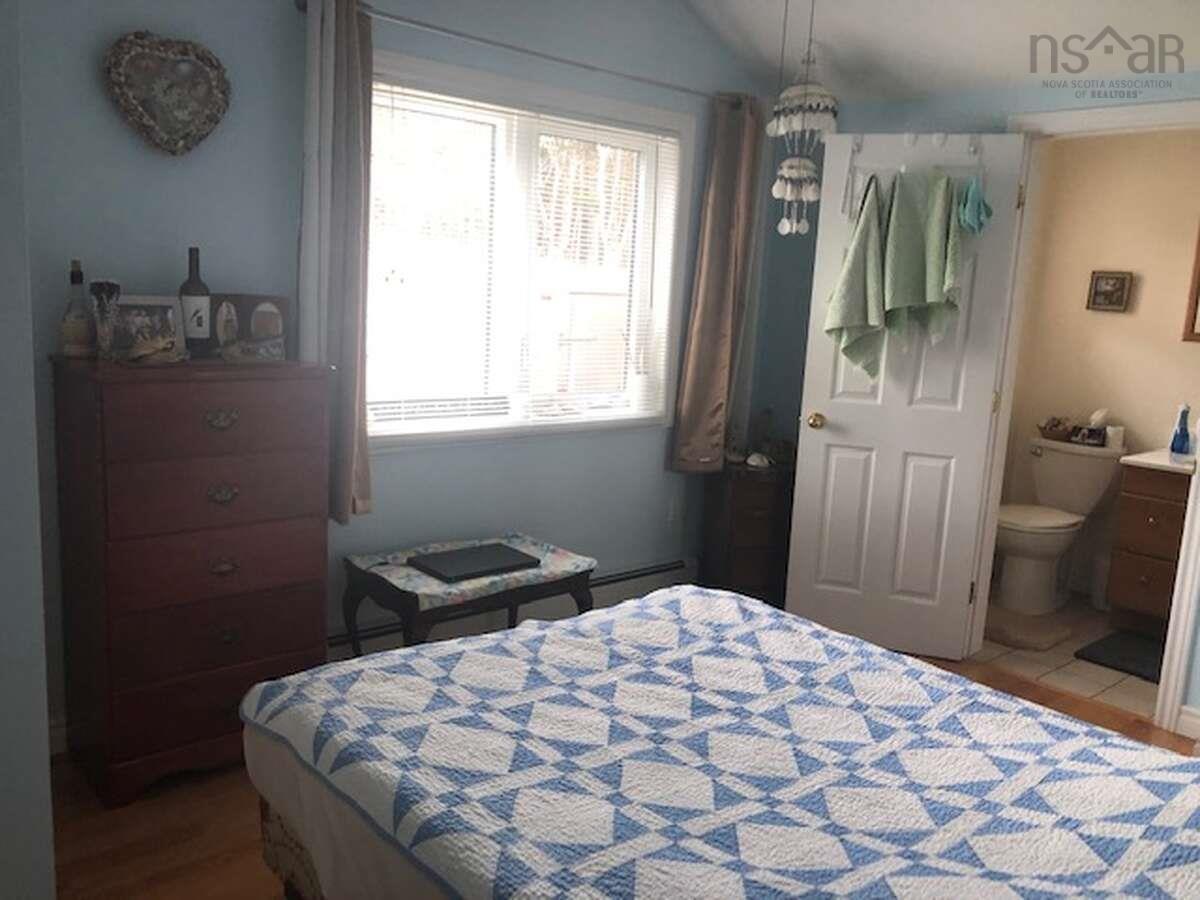 $680,000.00: 476 Maple Drive, Cape George