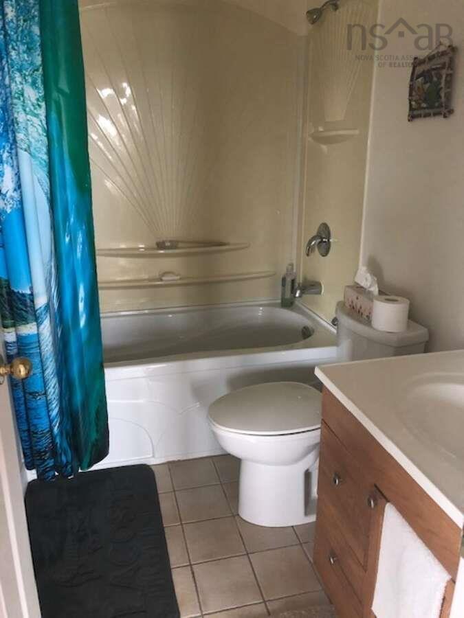 $680,000.00: 476 Maple Drive, Cape George