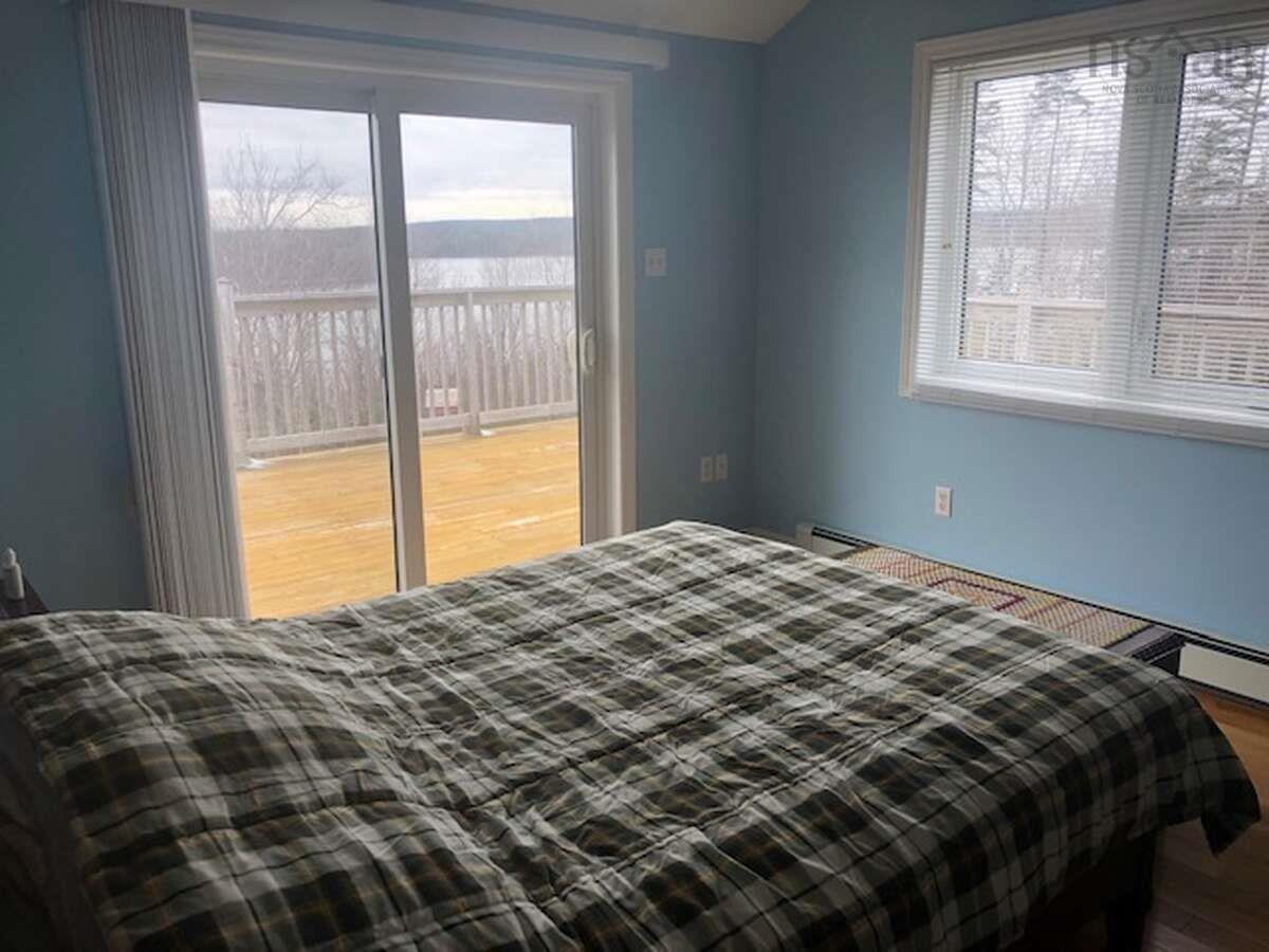 $680,000.00: 476 Maple Drive, Cape George