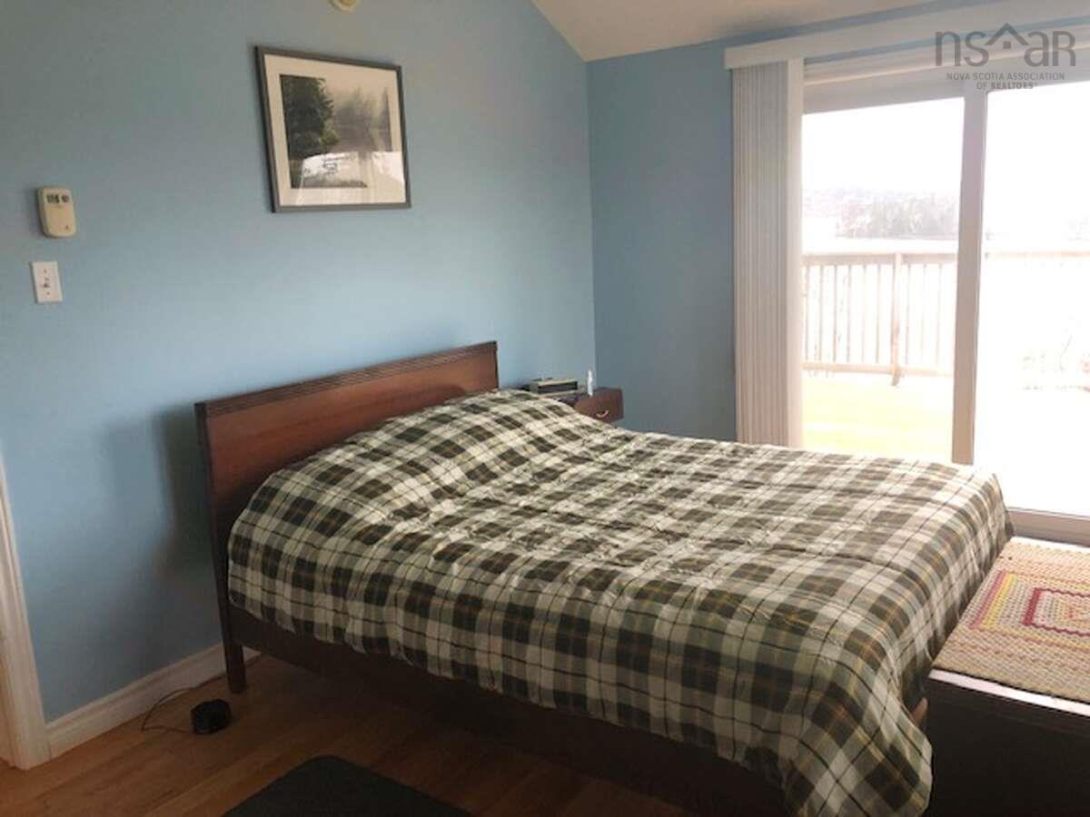 $680,000.00: 476 Maple Drive, Cape George