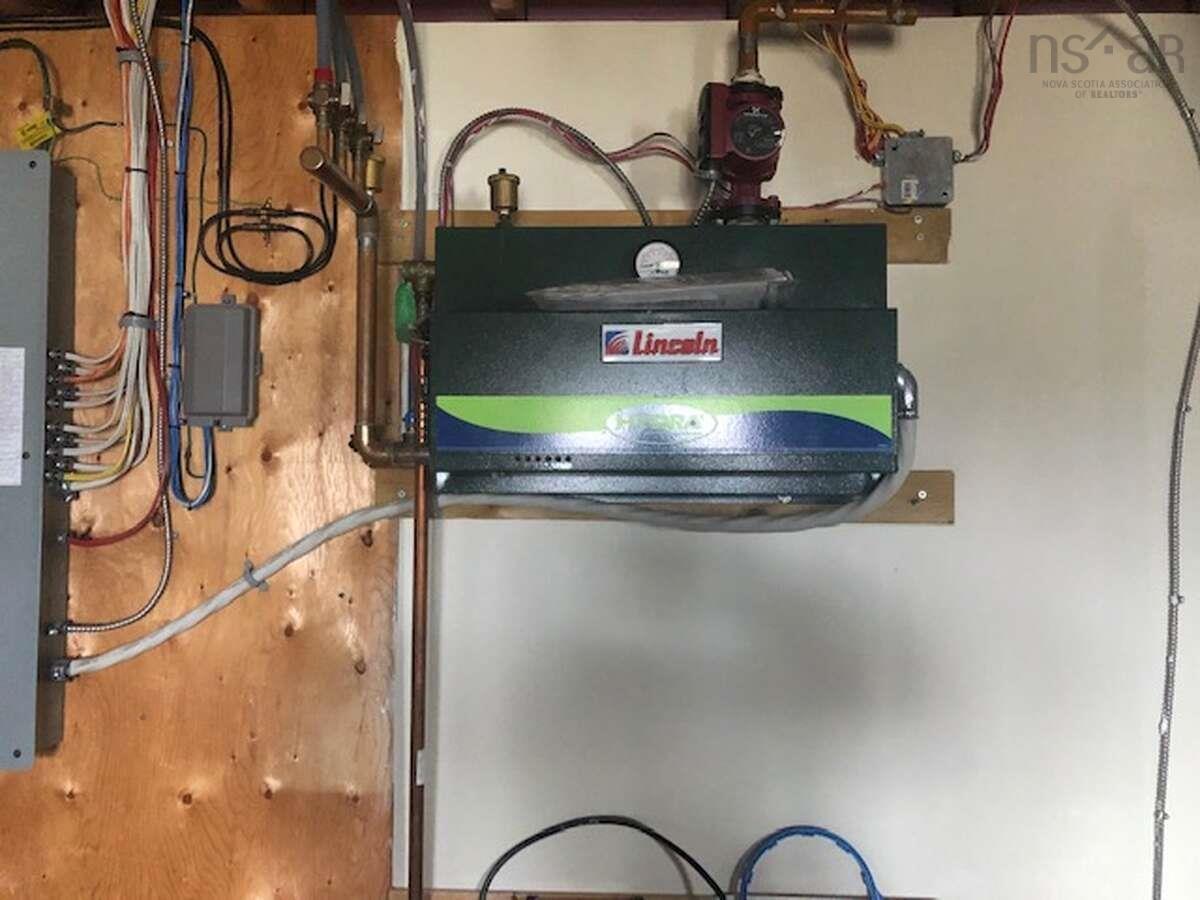 $680,000.00: 476 Maple Drive, Cape George