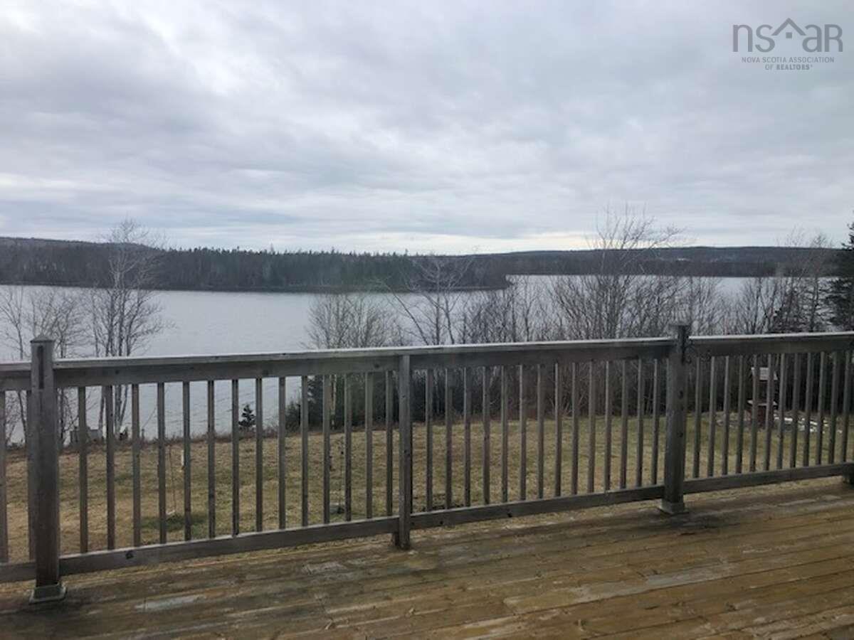 $680,000.00: 476 Maple Drive, Cape George