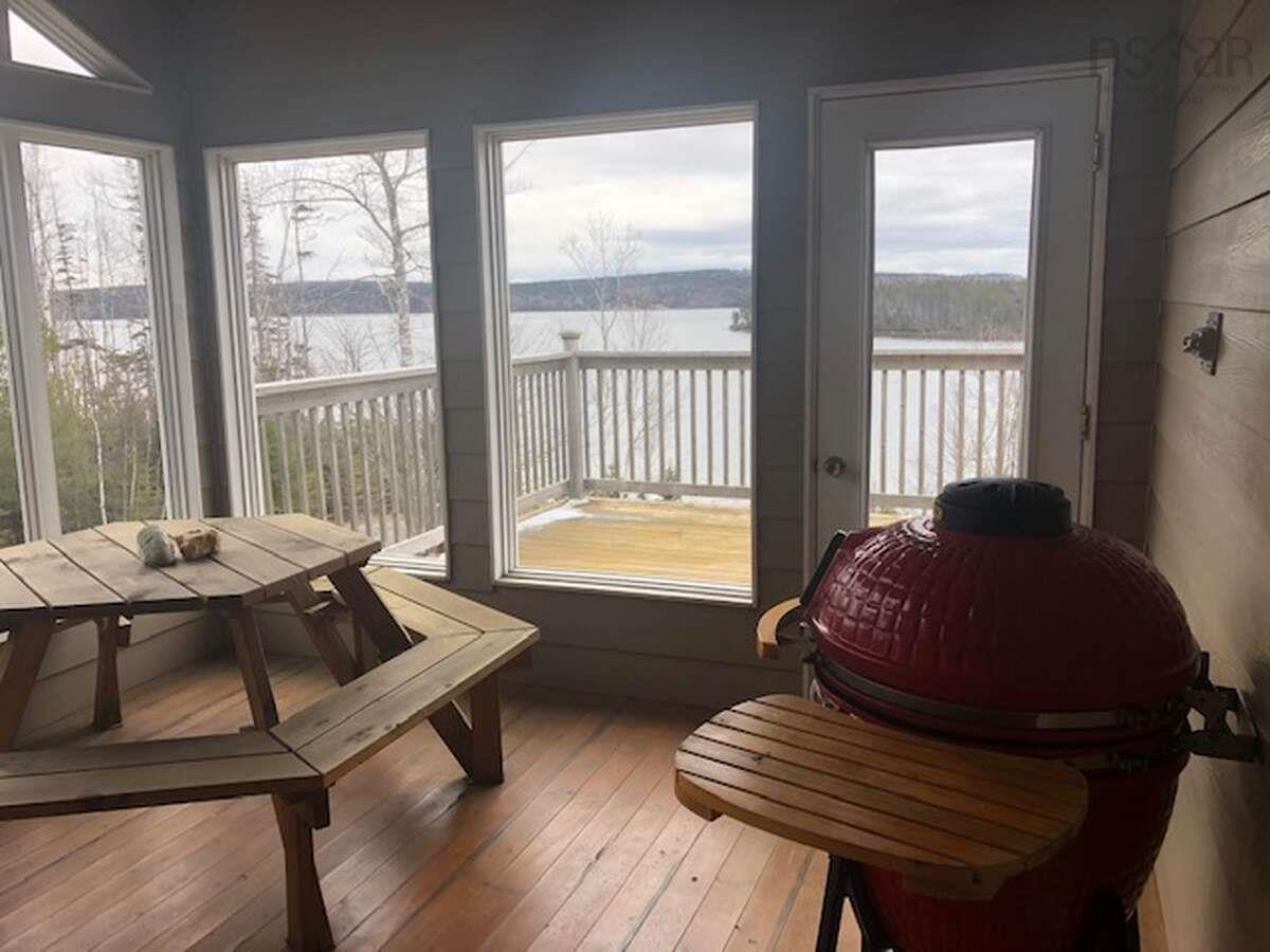 $680,000.00: 476 Maple Drive, Cape George