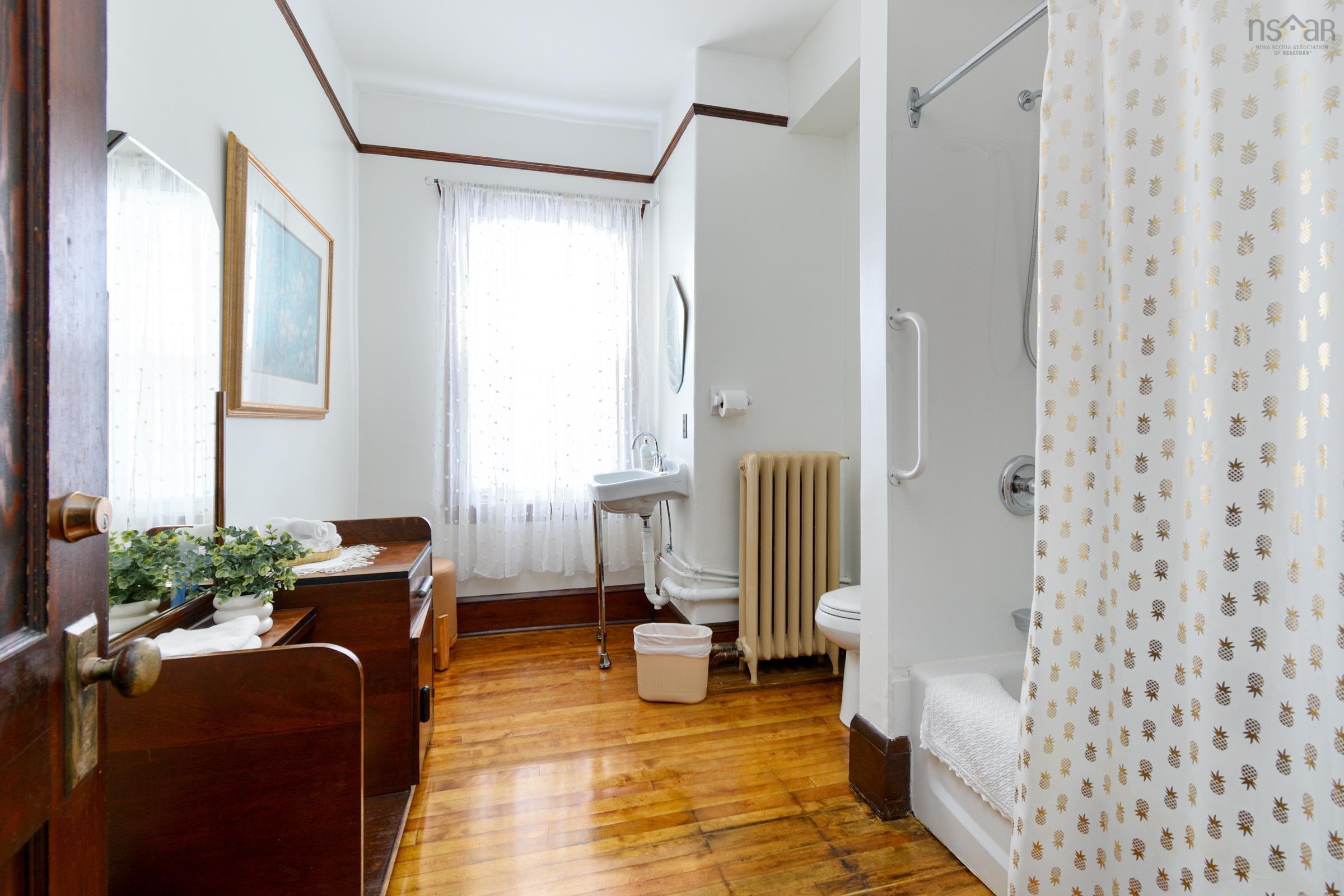 $825,000.00: 345 Esplanade Street, Sydney