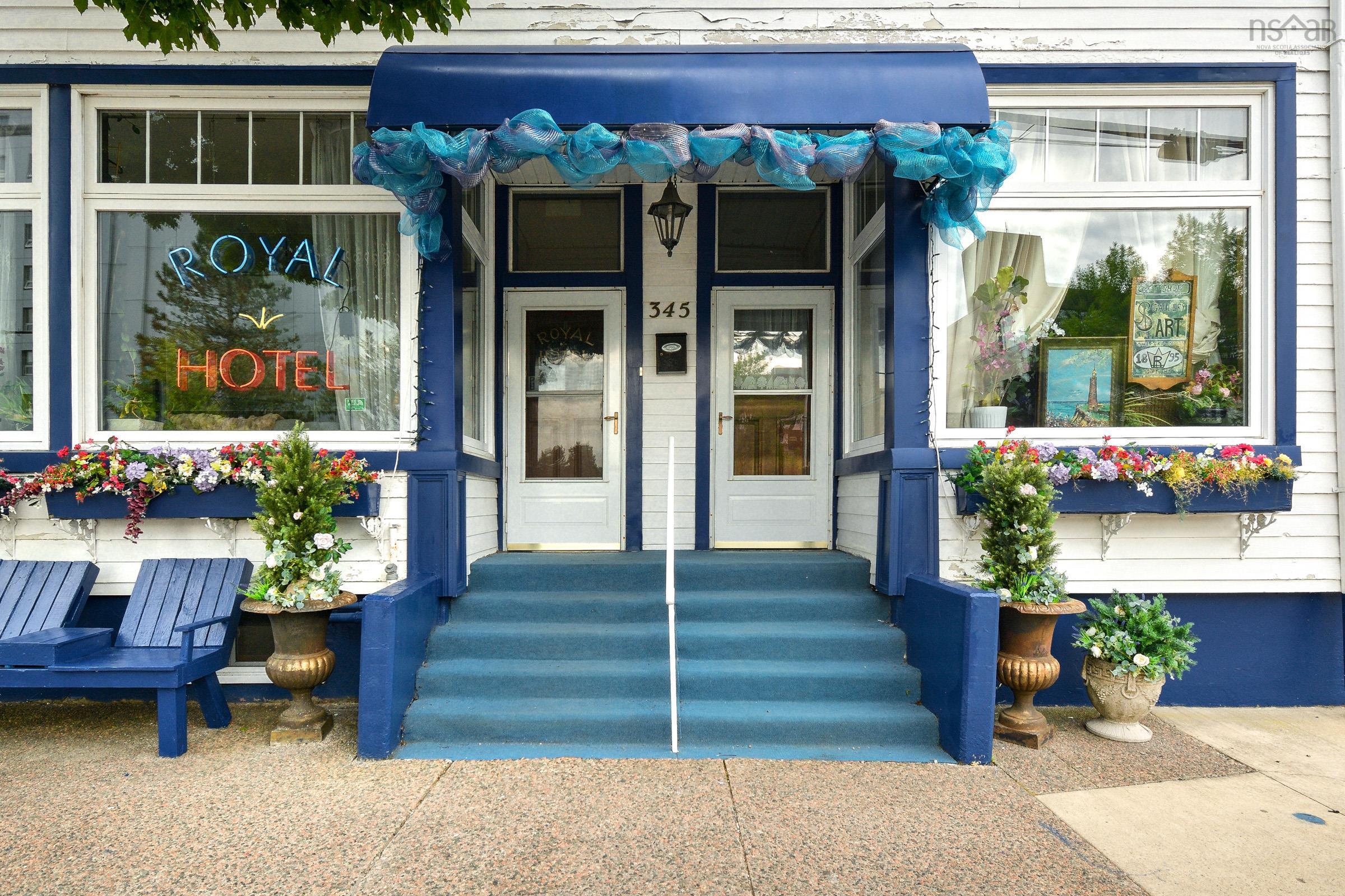 $825,000.00: 345 Esplanade Street, Sydney