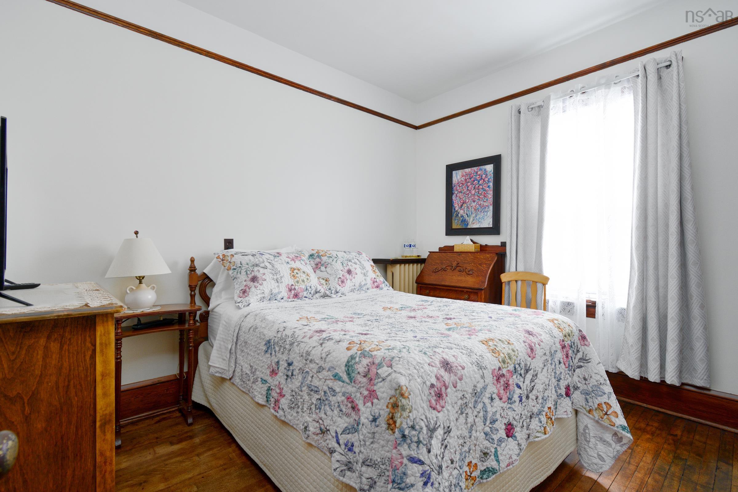 $825,000.00: 345 Esplanade Street, Sydney