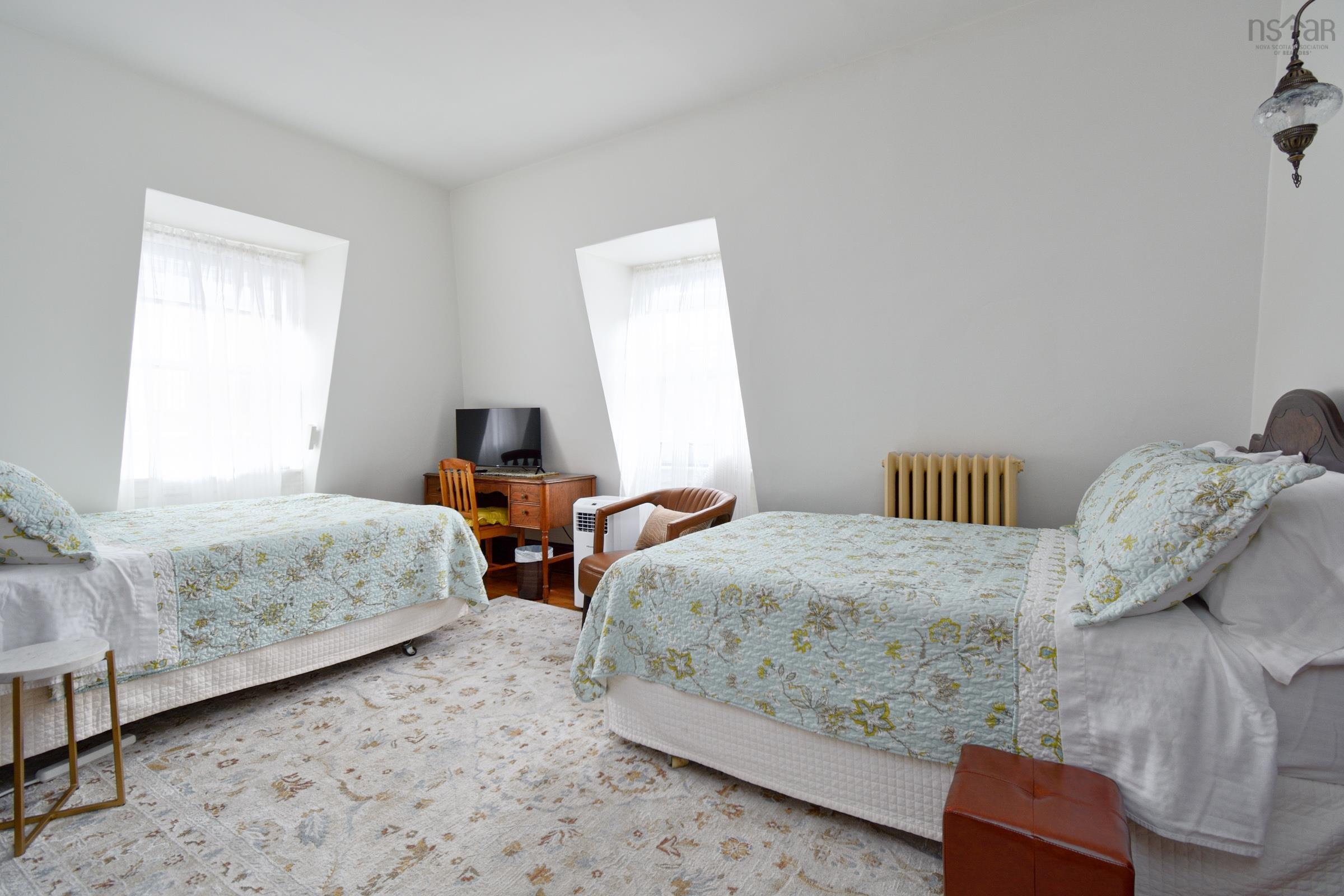 $825,000.00: 345 Esplanade Street, Sydney