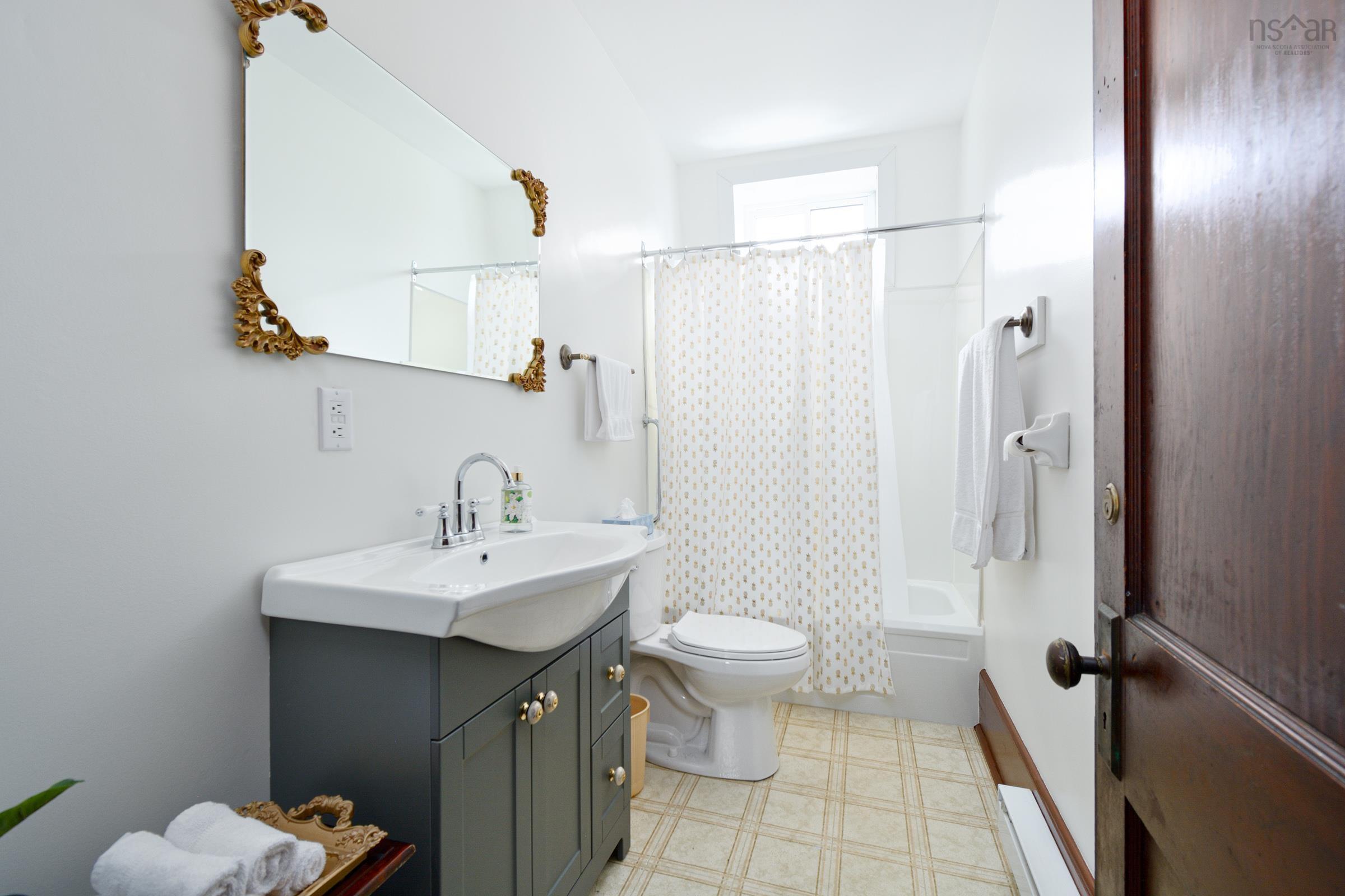 $825,000.00: 345 Esplanade Street, Sydney