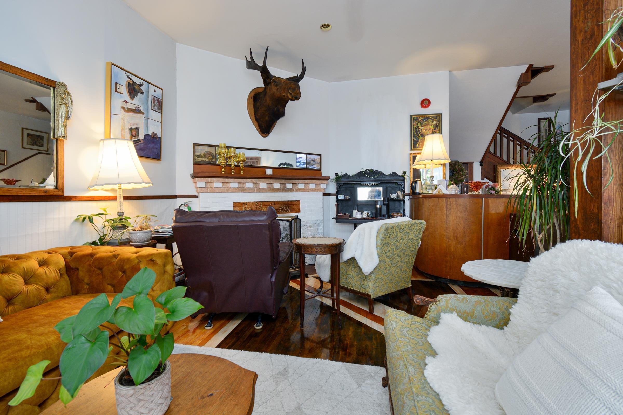 $825,000.00: 345 Esplanade Street, Sydney