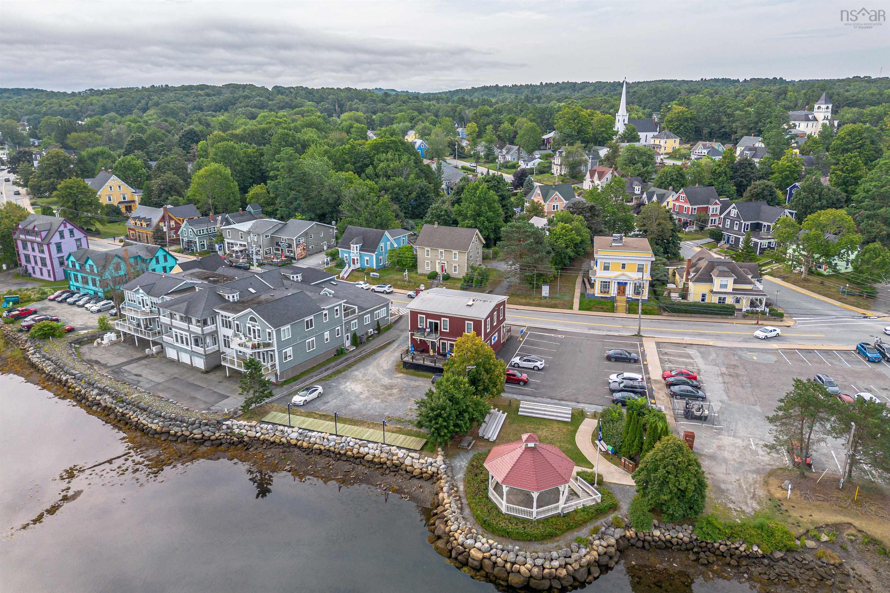 $1,299,000.00: 567 Main Street, Mahone Bay