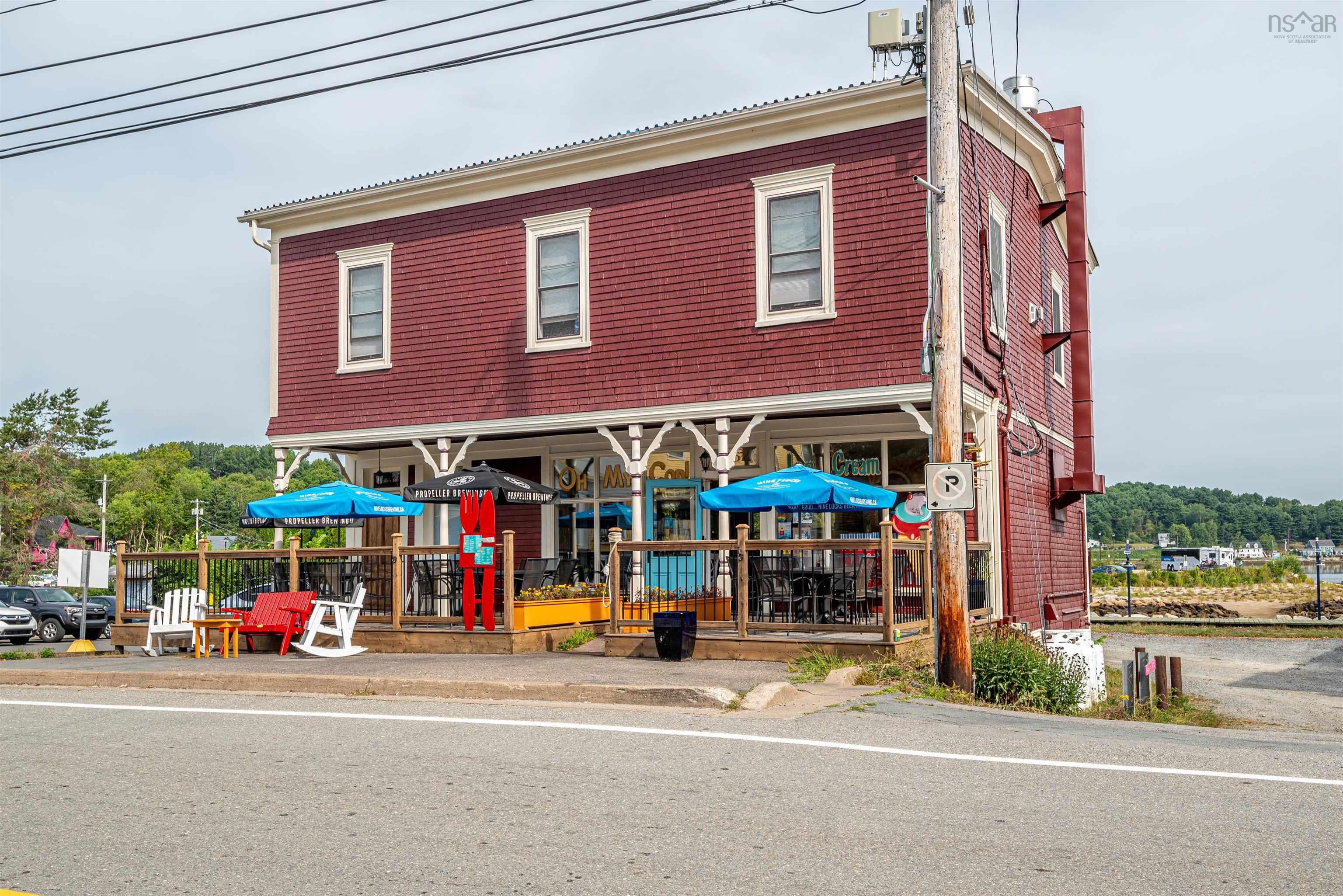 $1,299,000.00: 567 Main Street, Mahone Bay