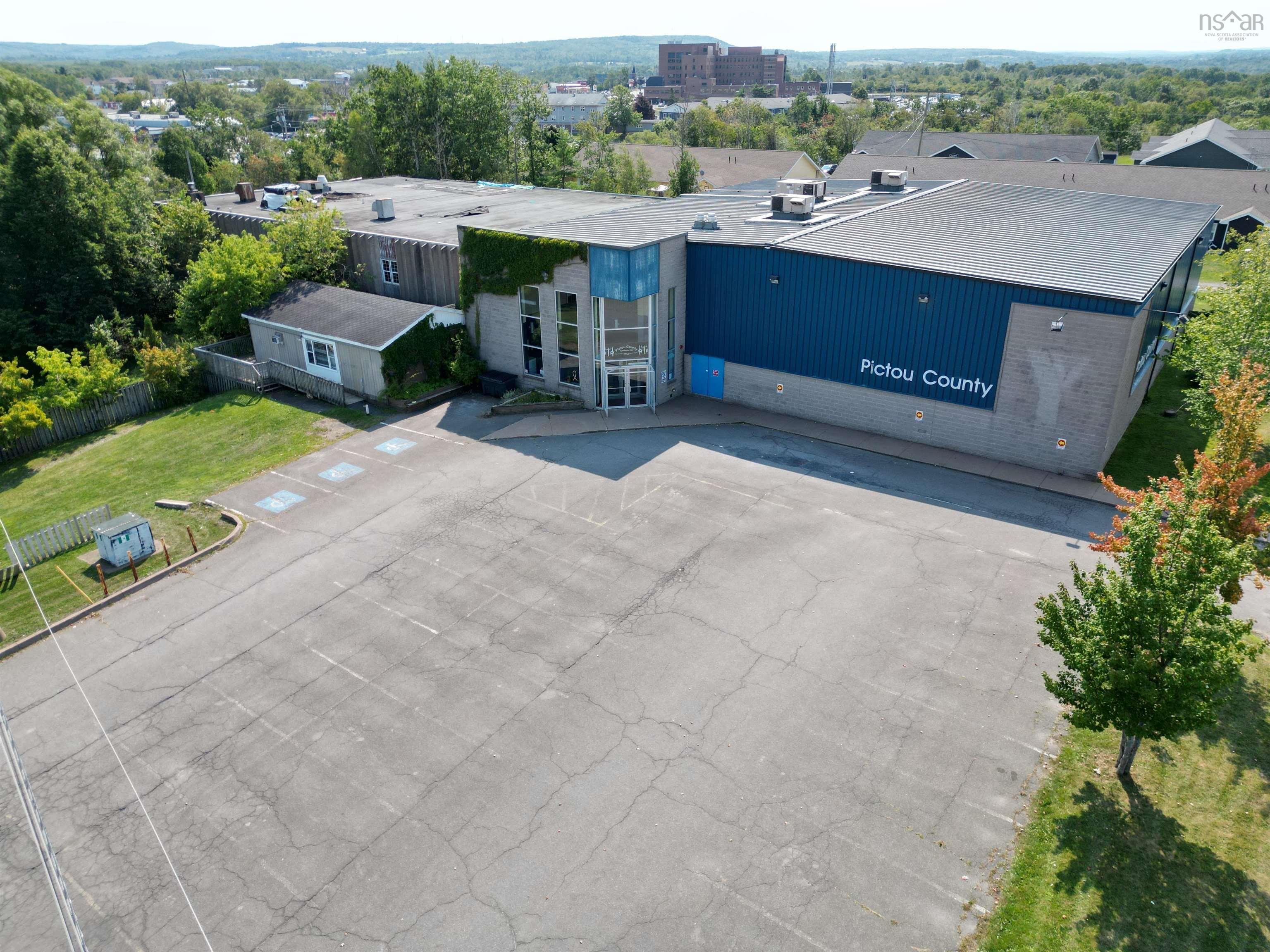 $720,000.00: 558 South Frederick Street, New Glasgow