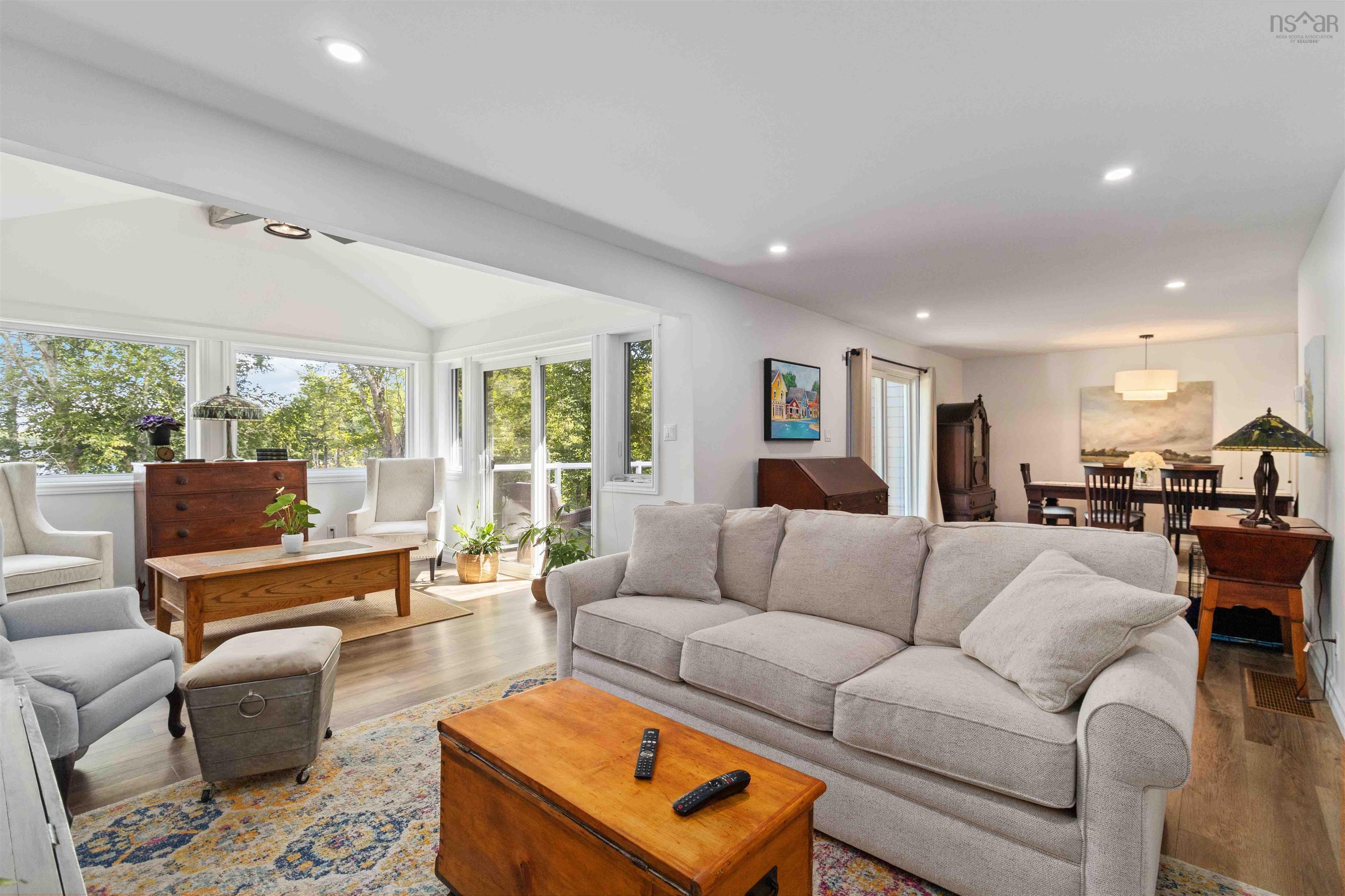 $799,000.00: 179 Piggott Lake Road, Lakelands