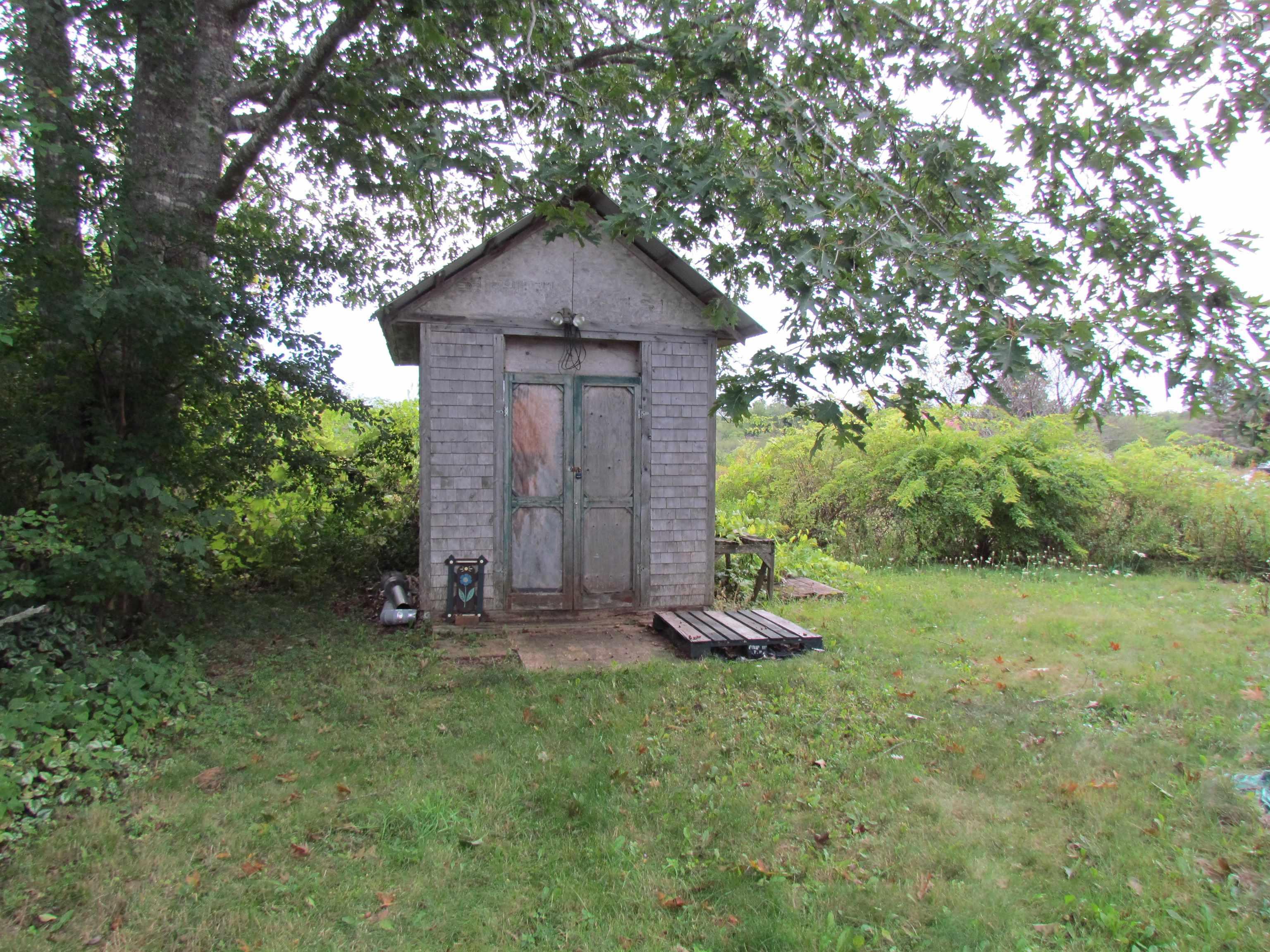 $180,000.00: 8894 Highway 215, Maitland