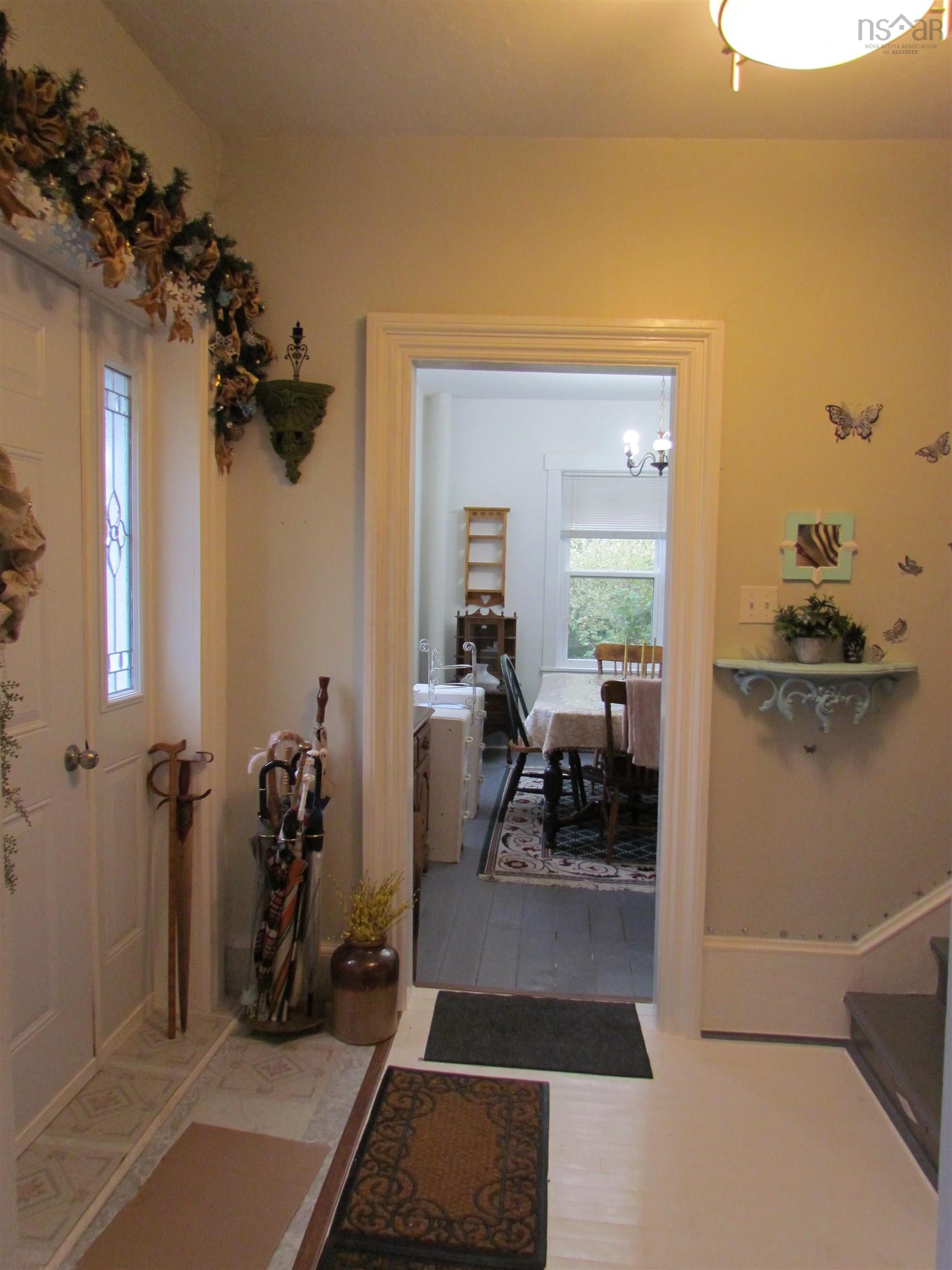 $180,000.00: 8894 Highway 215, Maitland