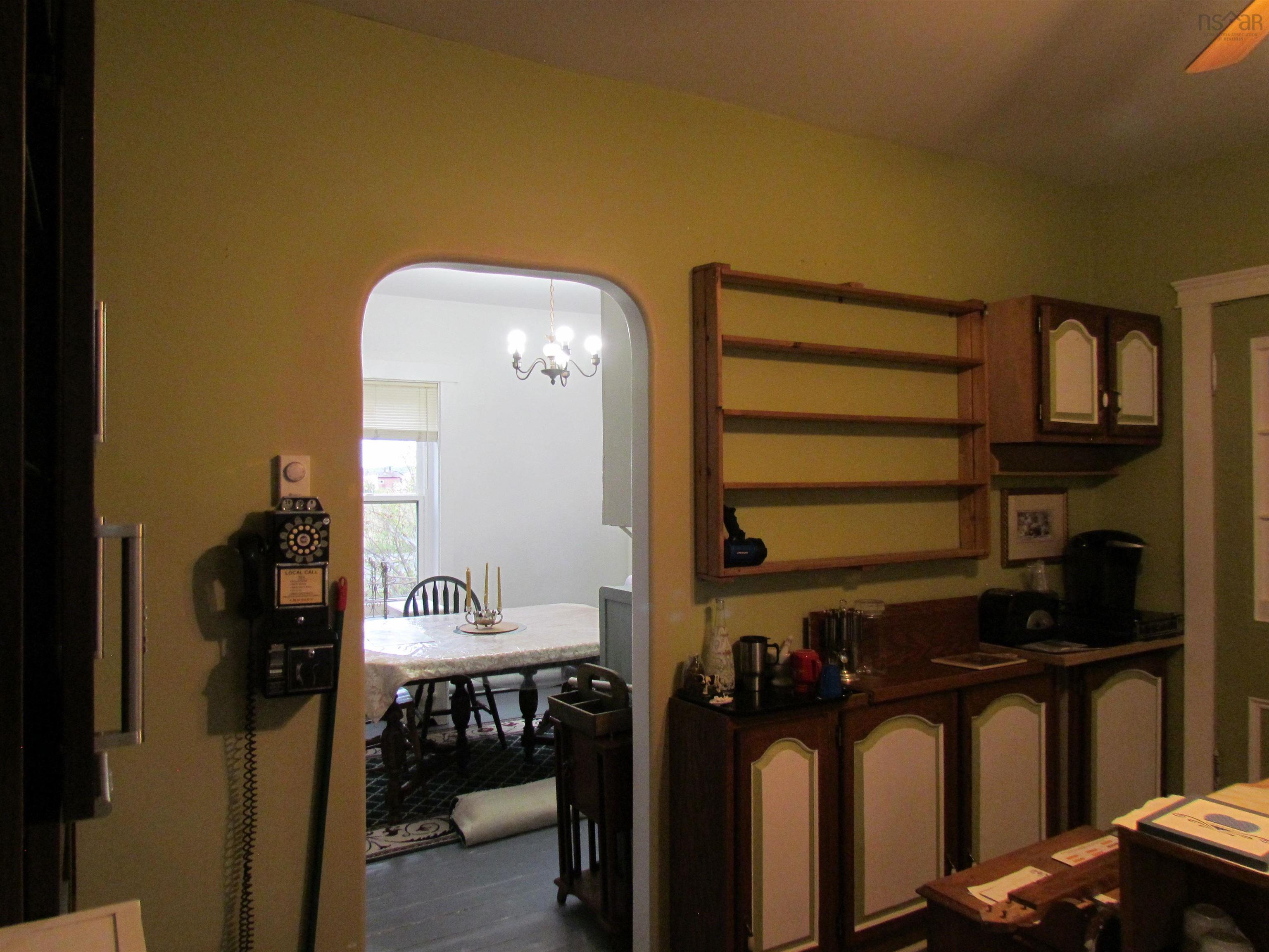 $180,000.00: 8894 Highway 215, Maitland