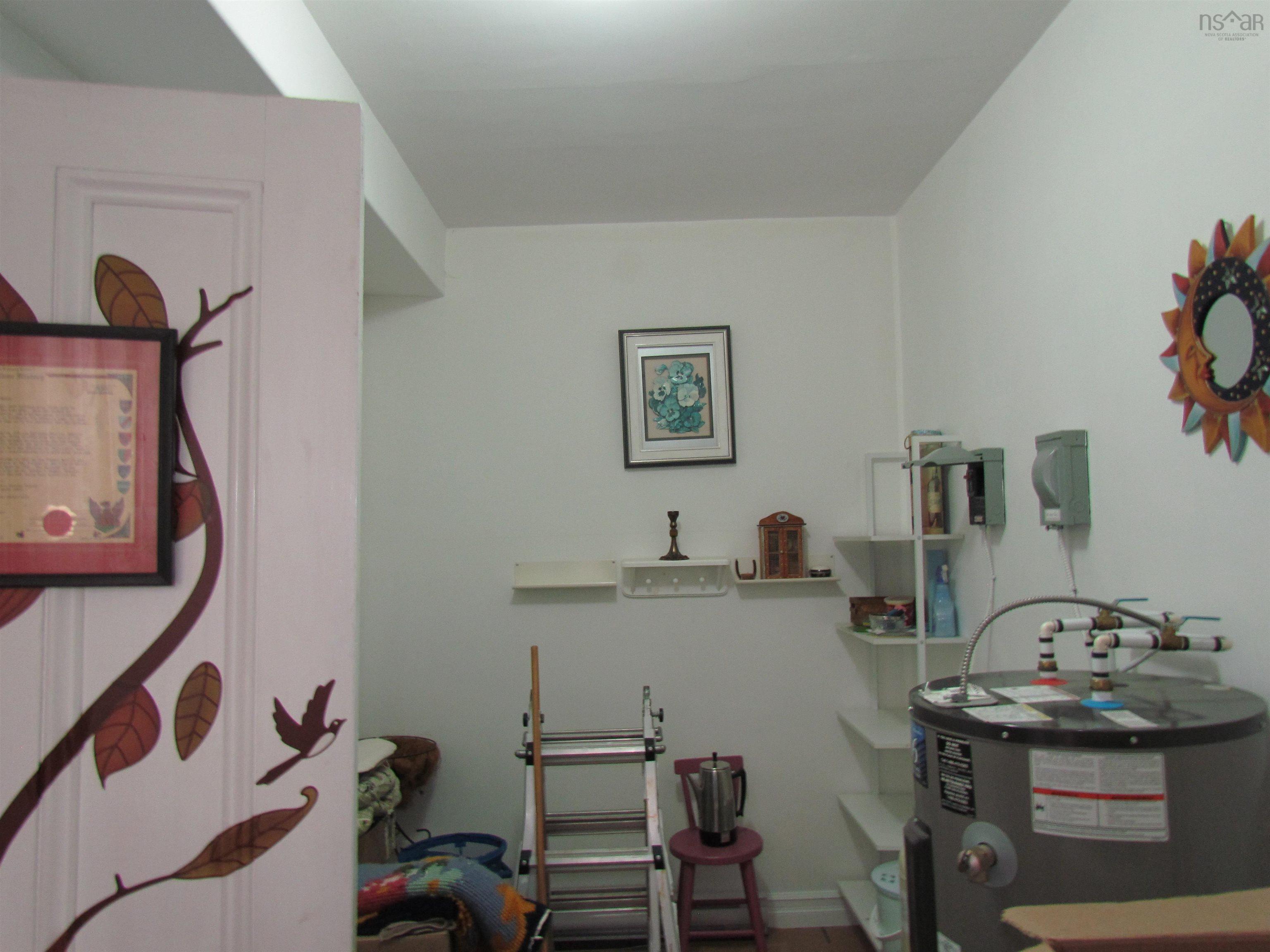 $180,000.00: 8894 Highway 215, Maitland