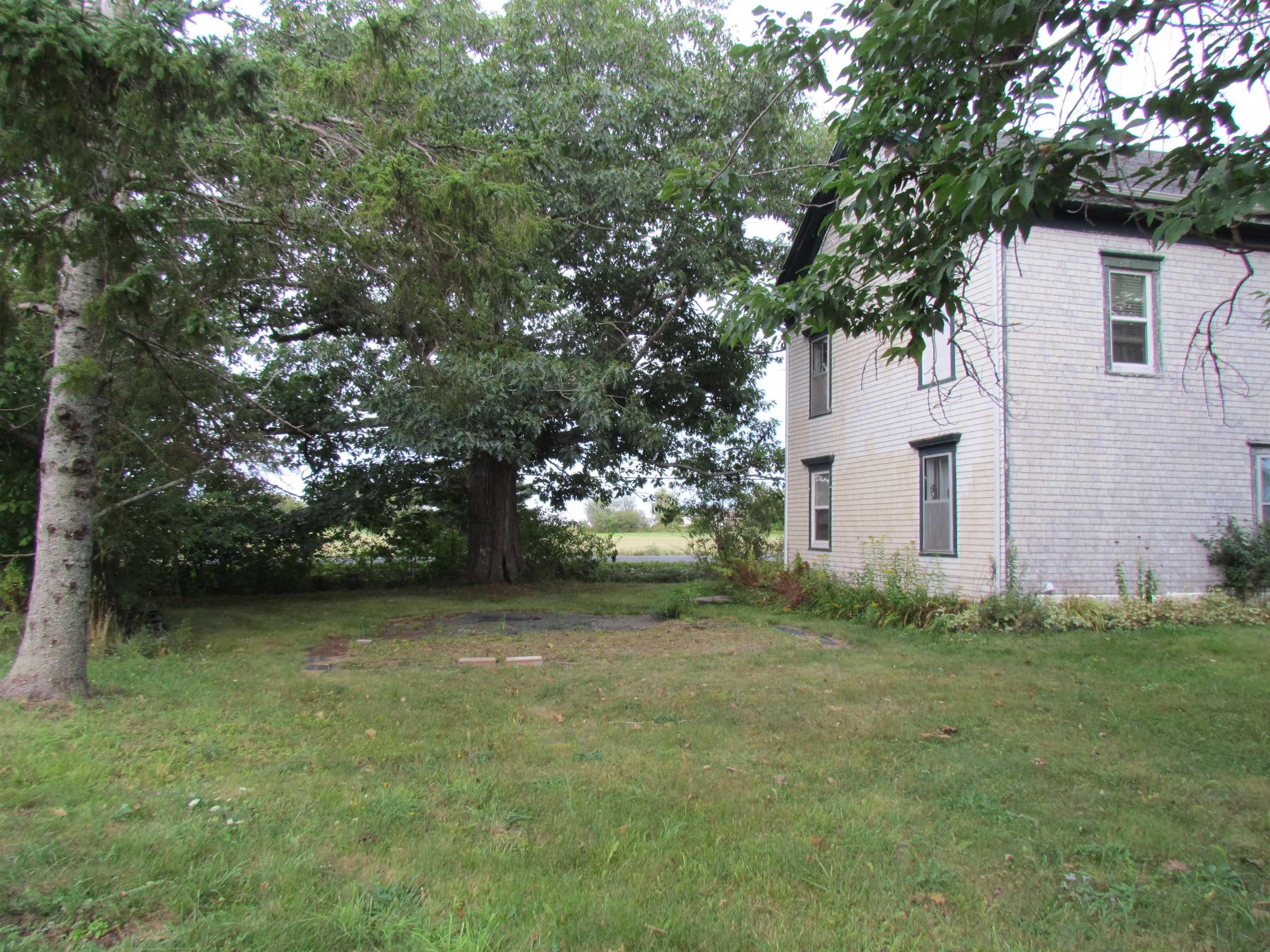 $180,000.00: 8894 Highway 215, Maitland