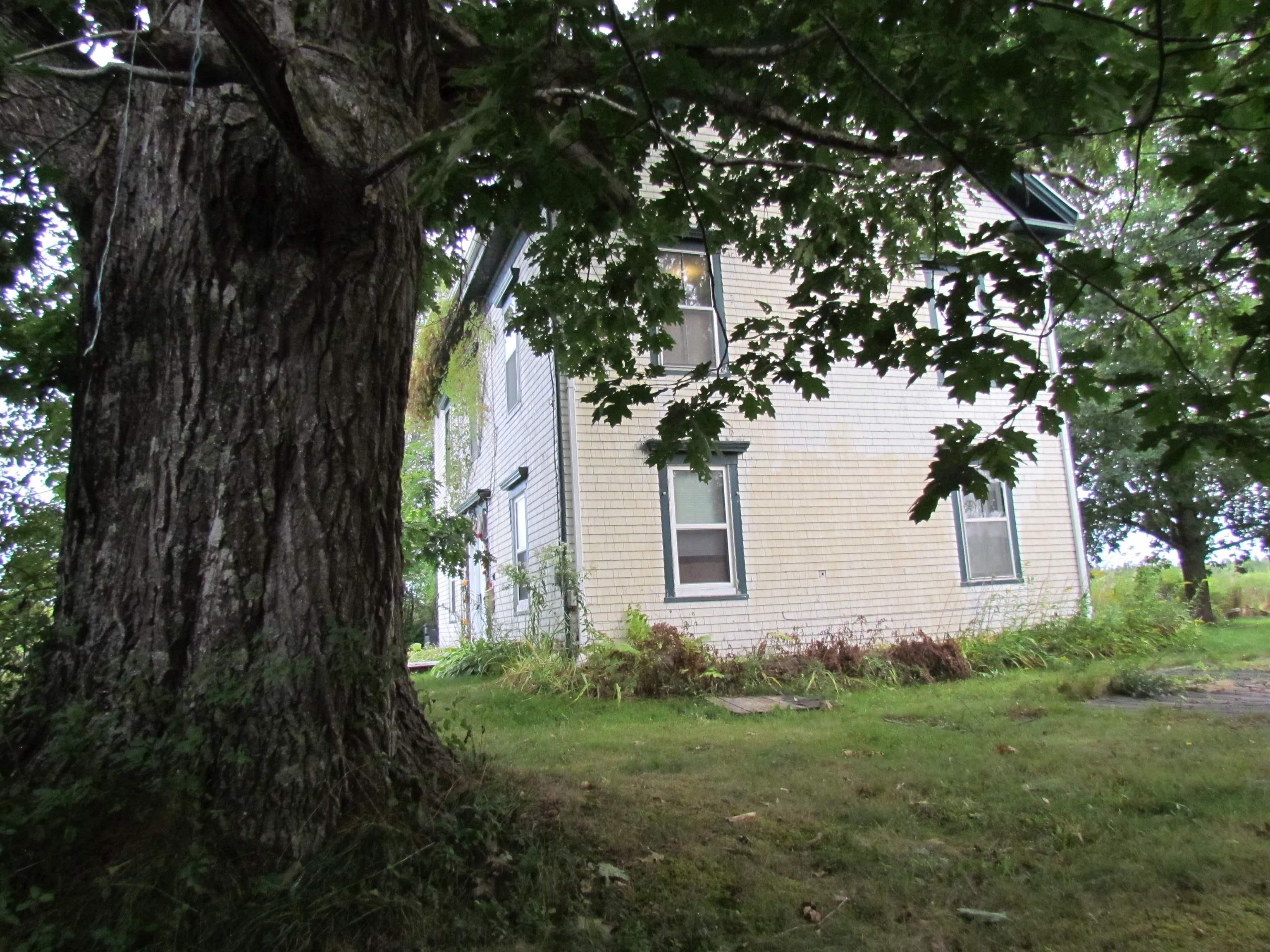 $180,000.00: 8894 Highway 215, Maitland