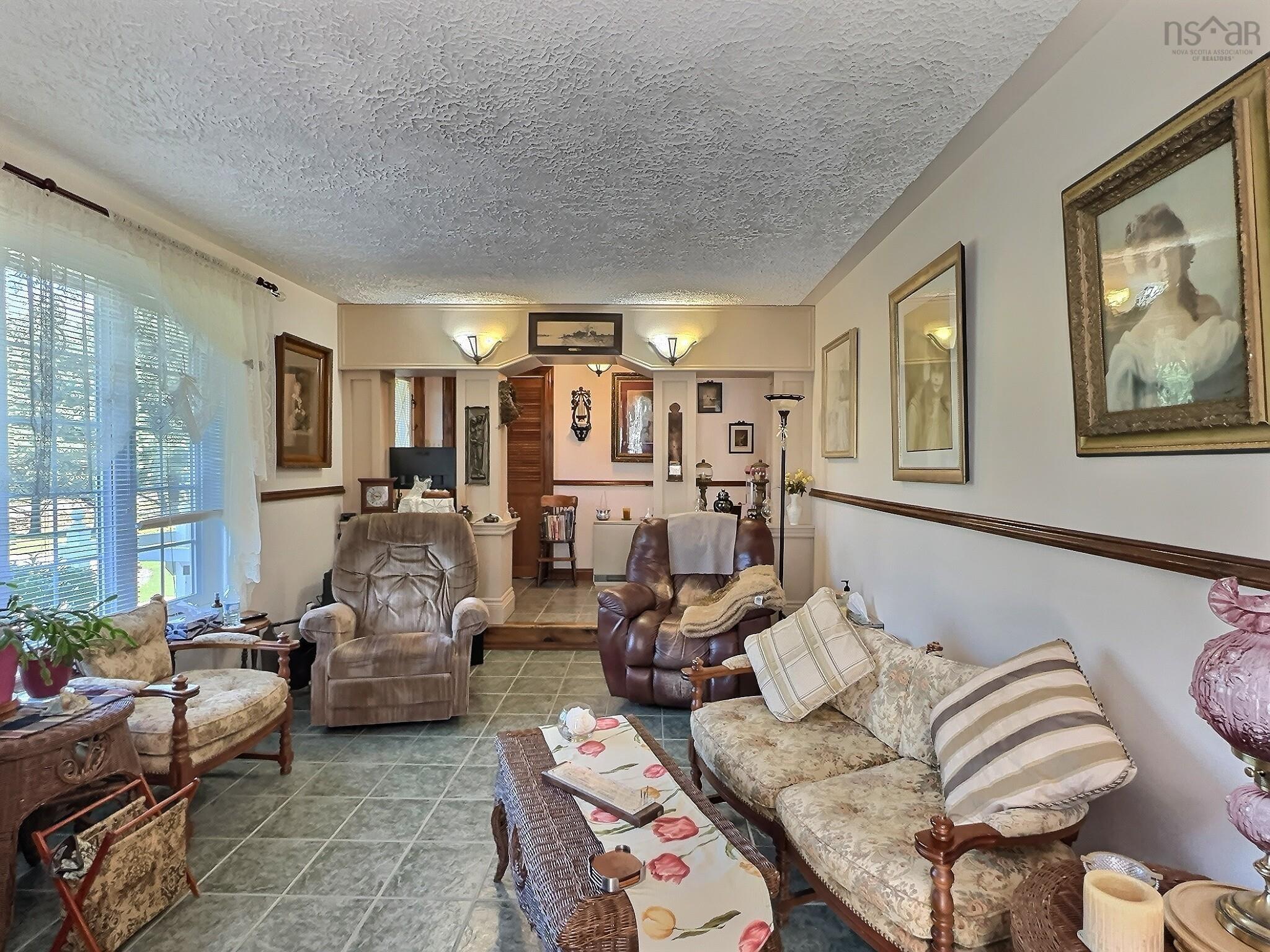 $489,000.00: 61 Franklin Drive, Truro