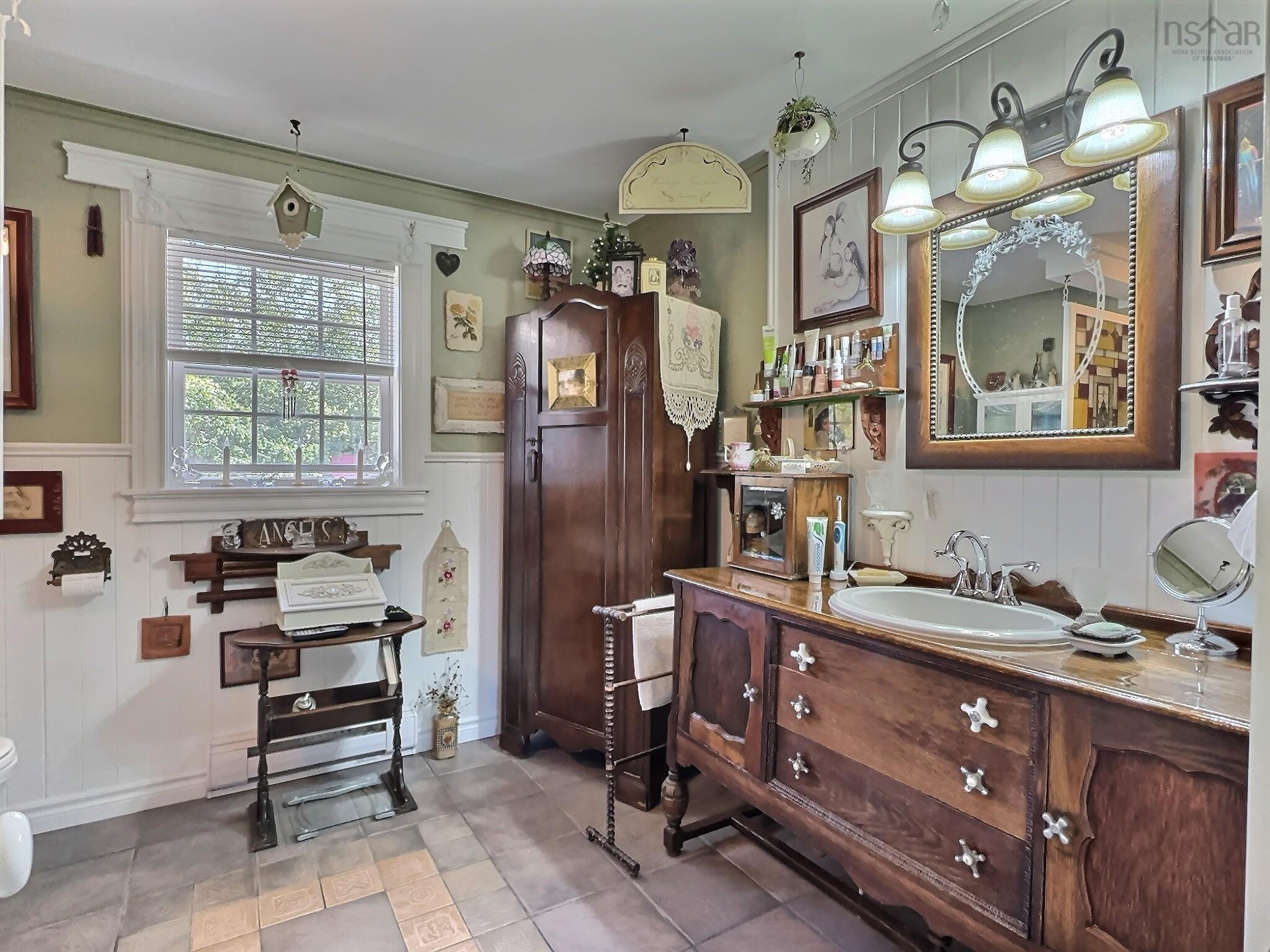 $489,000.00: 61 Franklin Drive, Truro