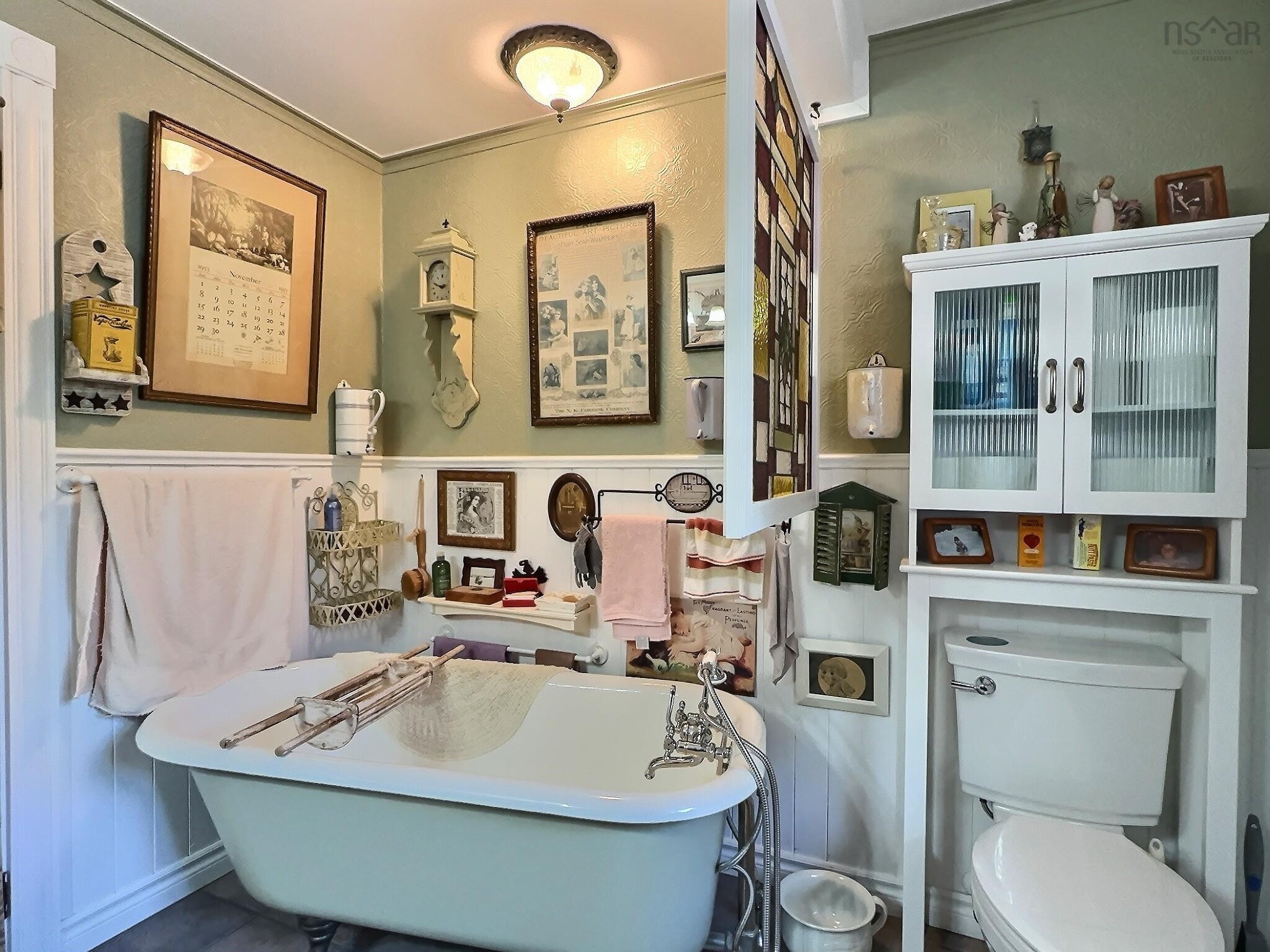 $489,000.00: 61 Franklin Drive, Truro