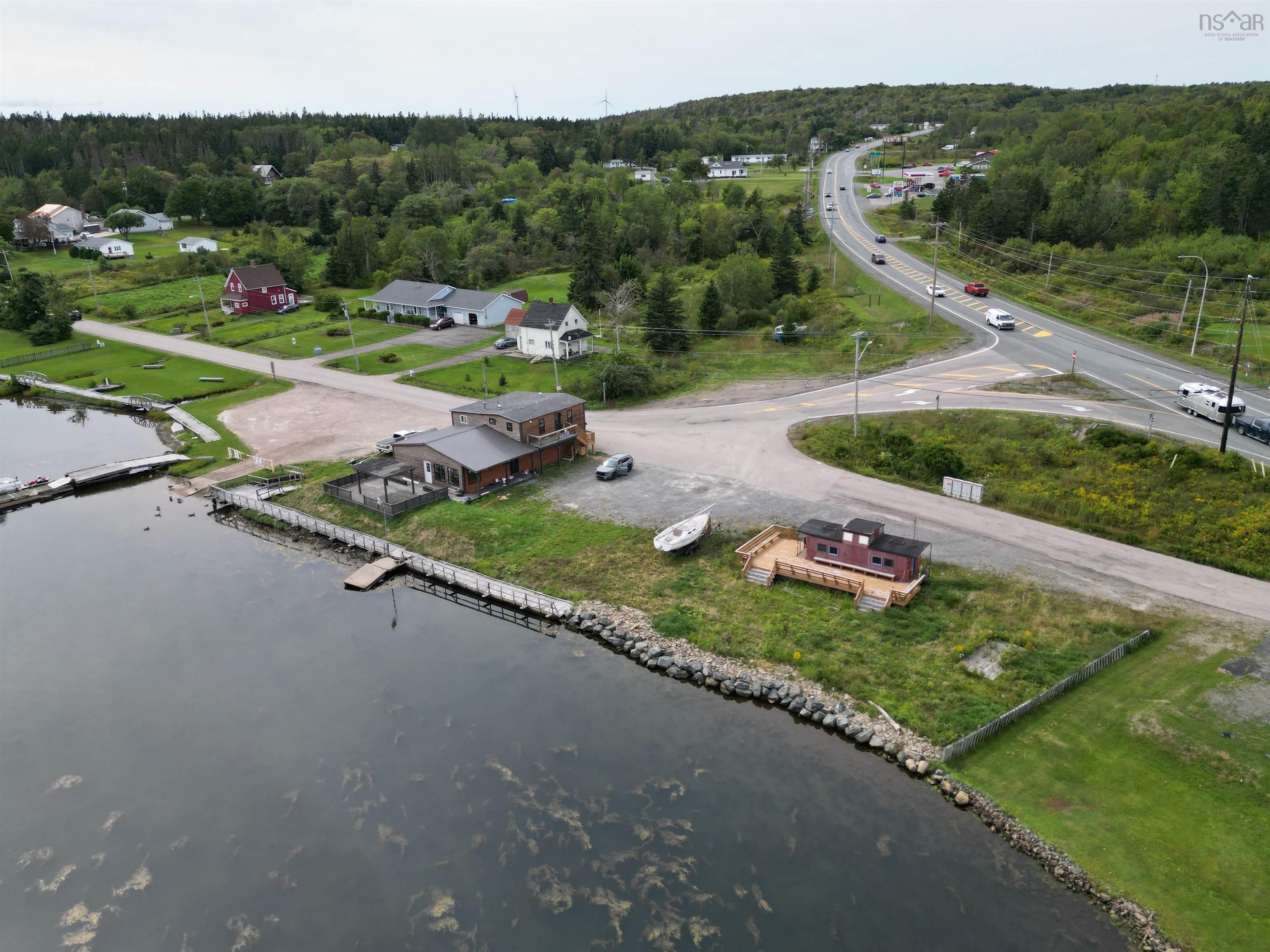 $540,000.00: 29 Hillside Boularderie Road, Groves Point