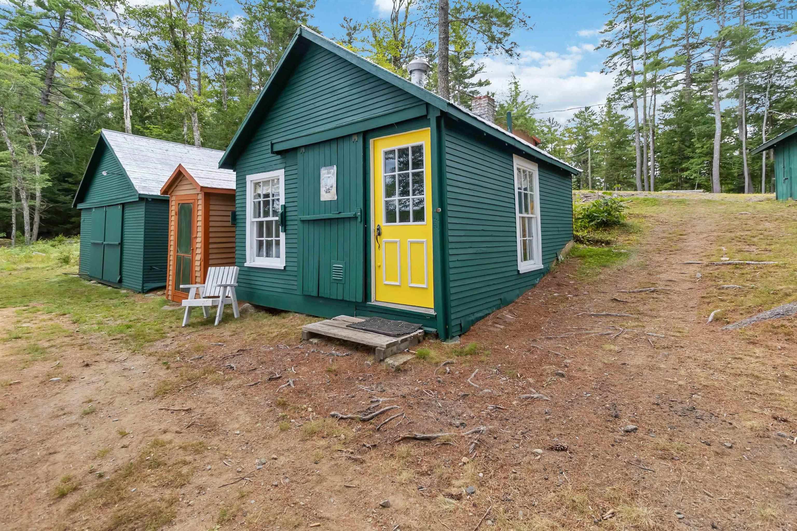 $649,000.00: 7602 Highway 8, South Brookfield